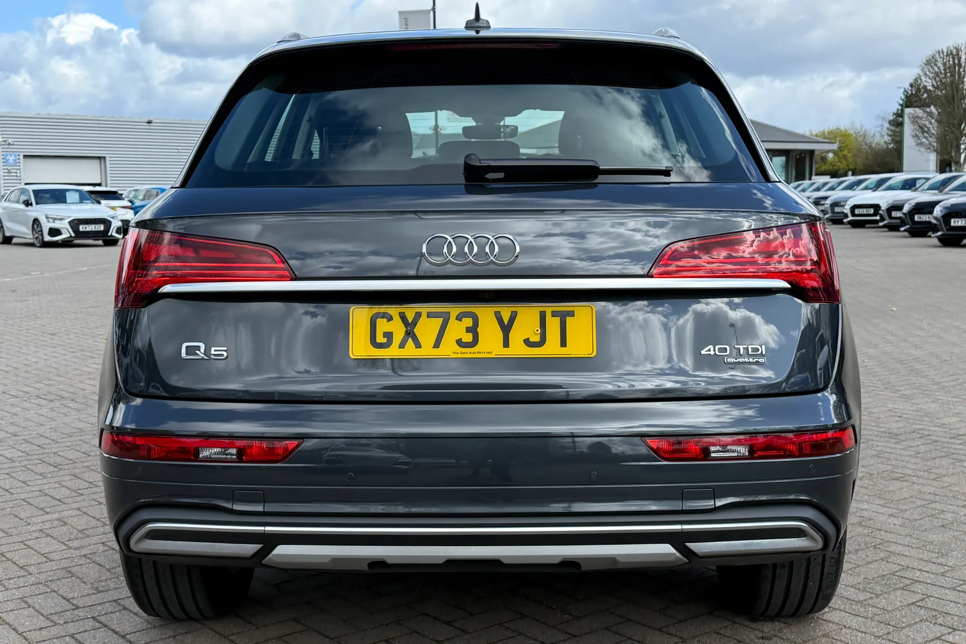 Audi Q5 thumbnail image number 32
