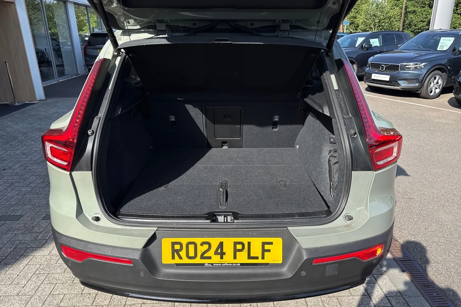 Volvo XC40 thumbnail image number 20