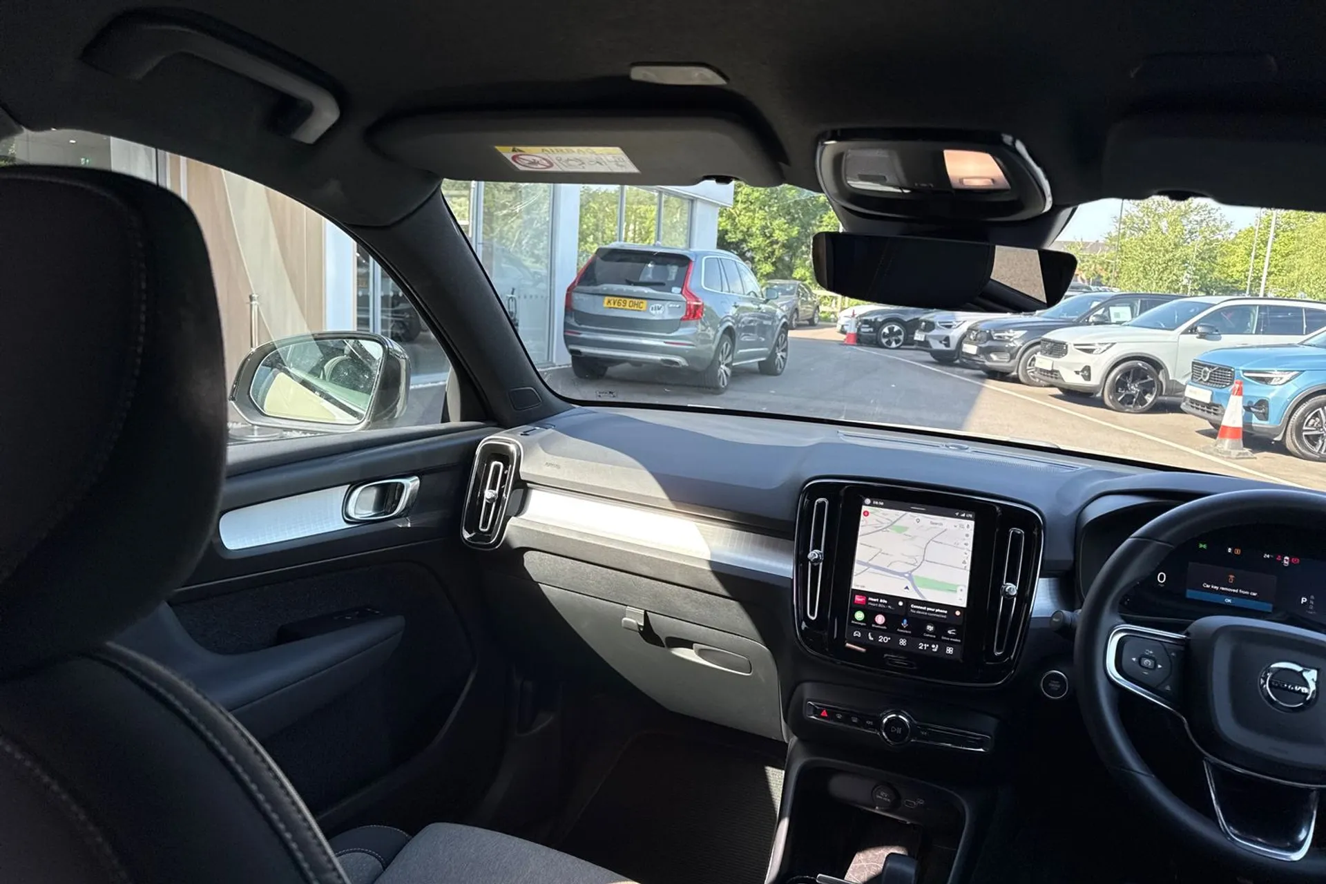 Volvo XC40 thumbnail image number 32