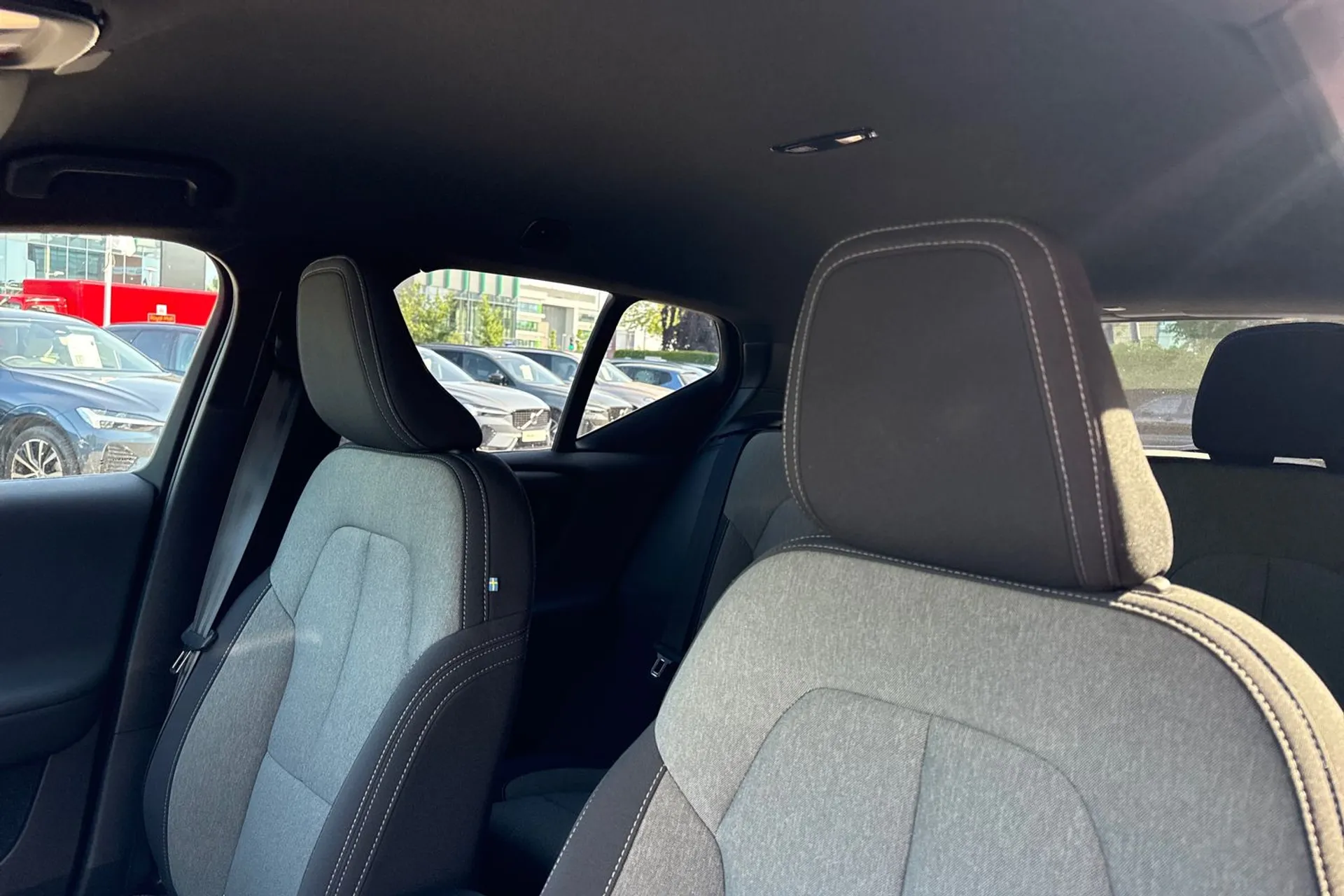 Volvo XC40 thumbnail image number 29