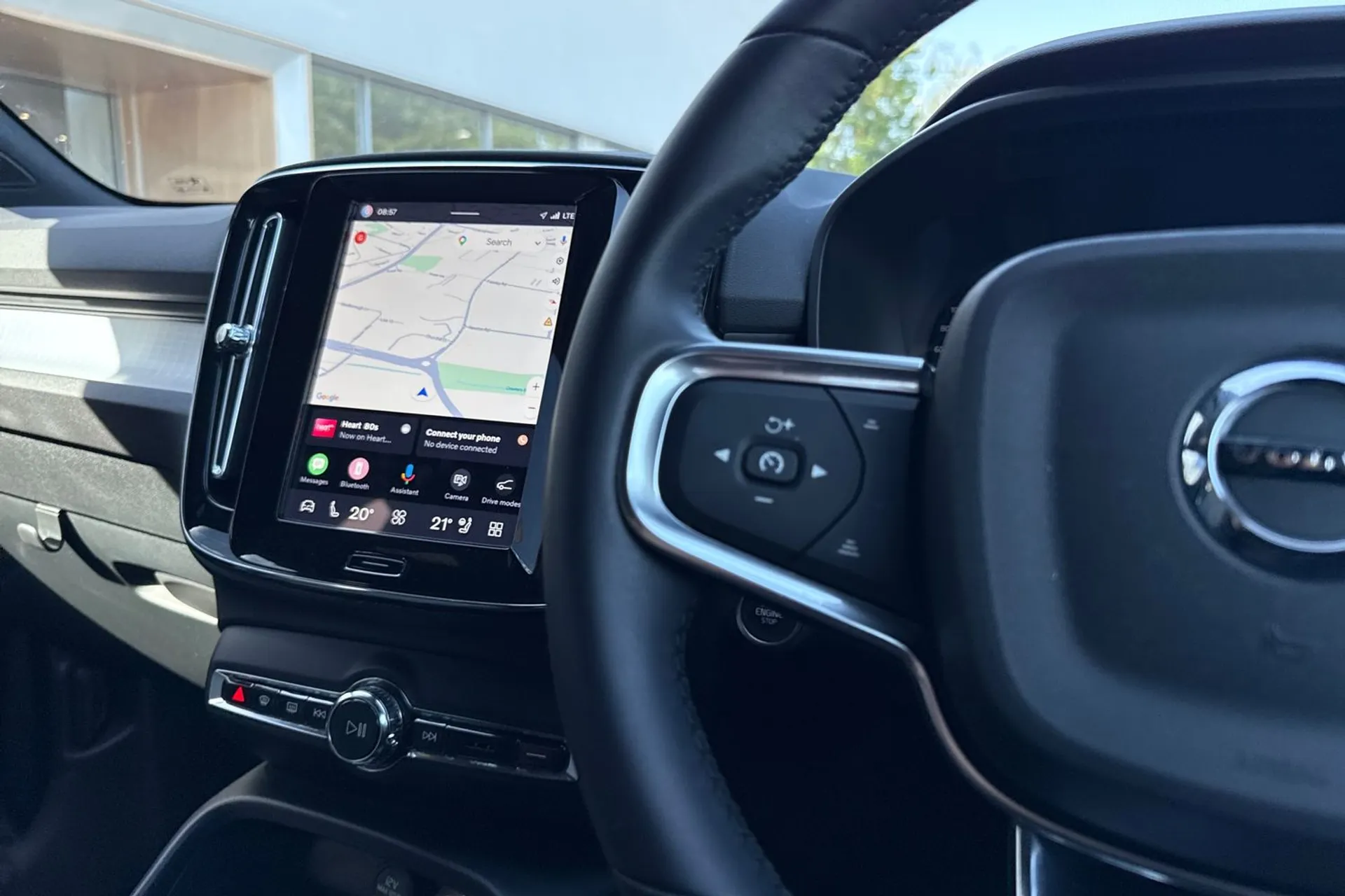 Volvo XC40 thumbnail image number 36