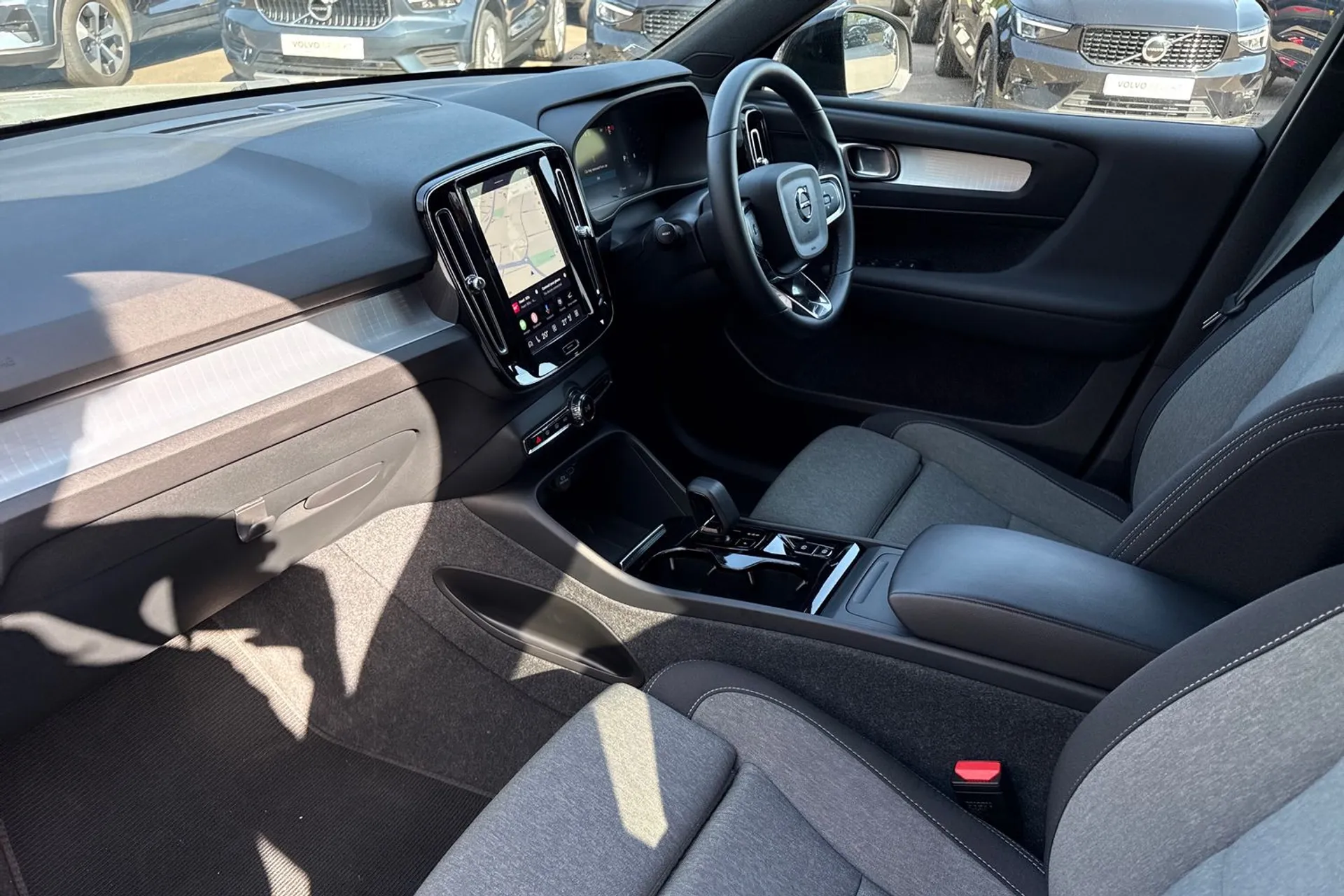 Volvo XC40 thumbnail image number 27