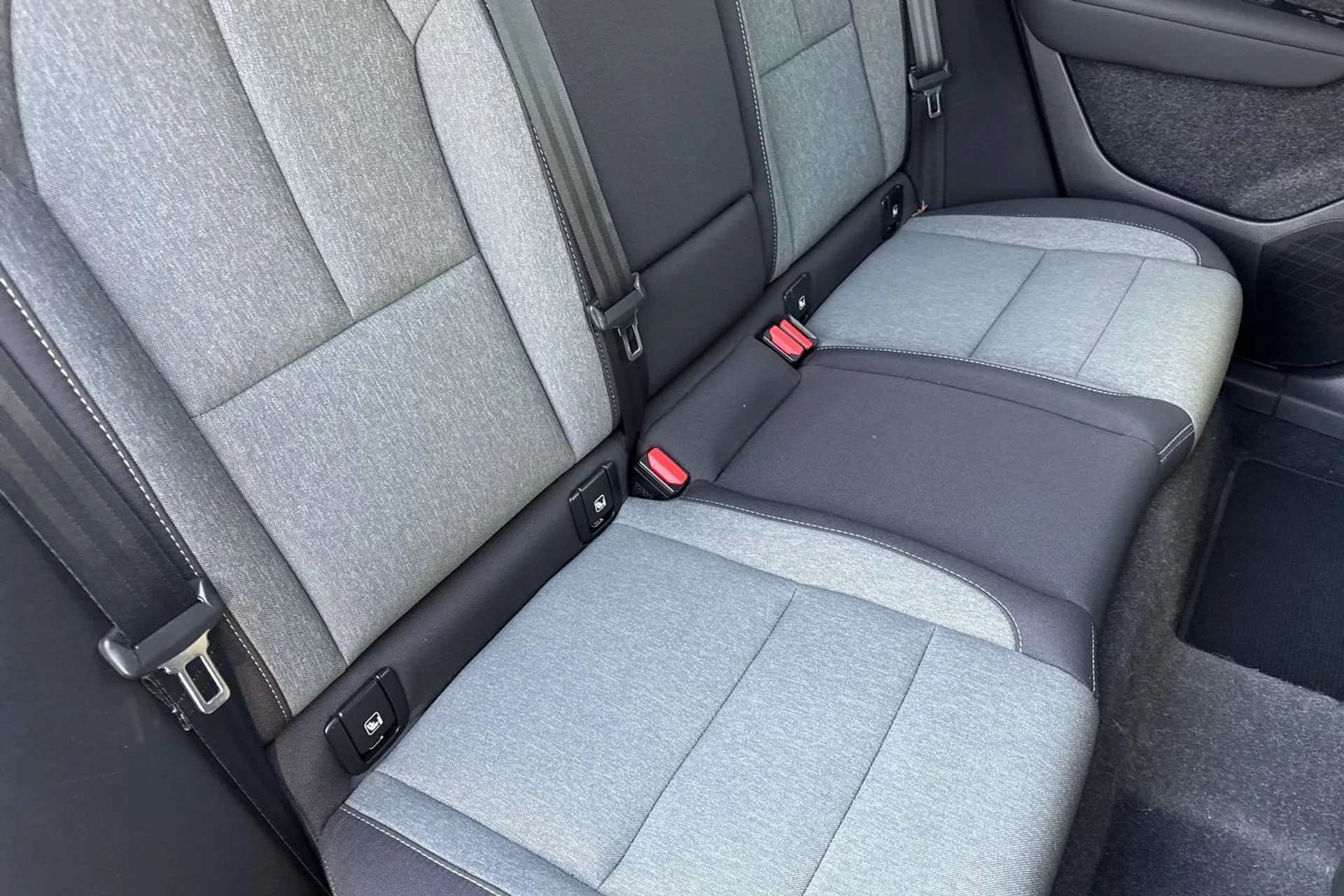 Volvo XC40 thumbnail image number 25