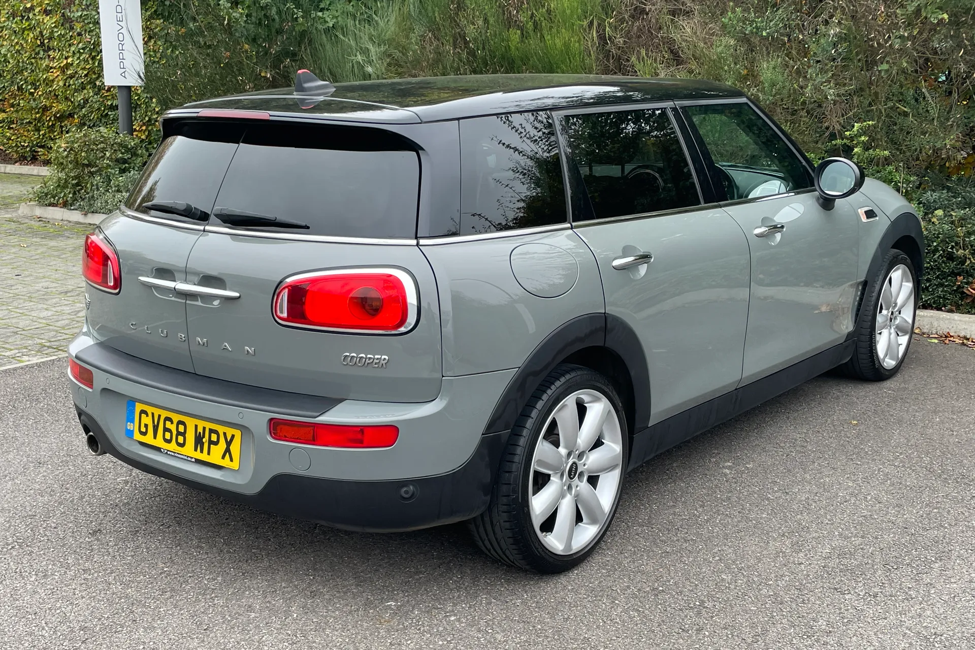 MINI CLUBMAN thumbnail image number 7