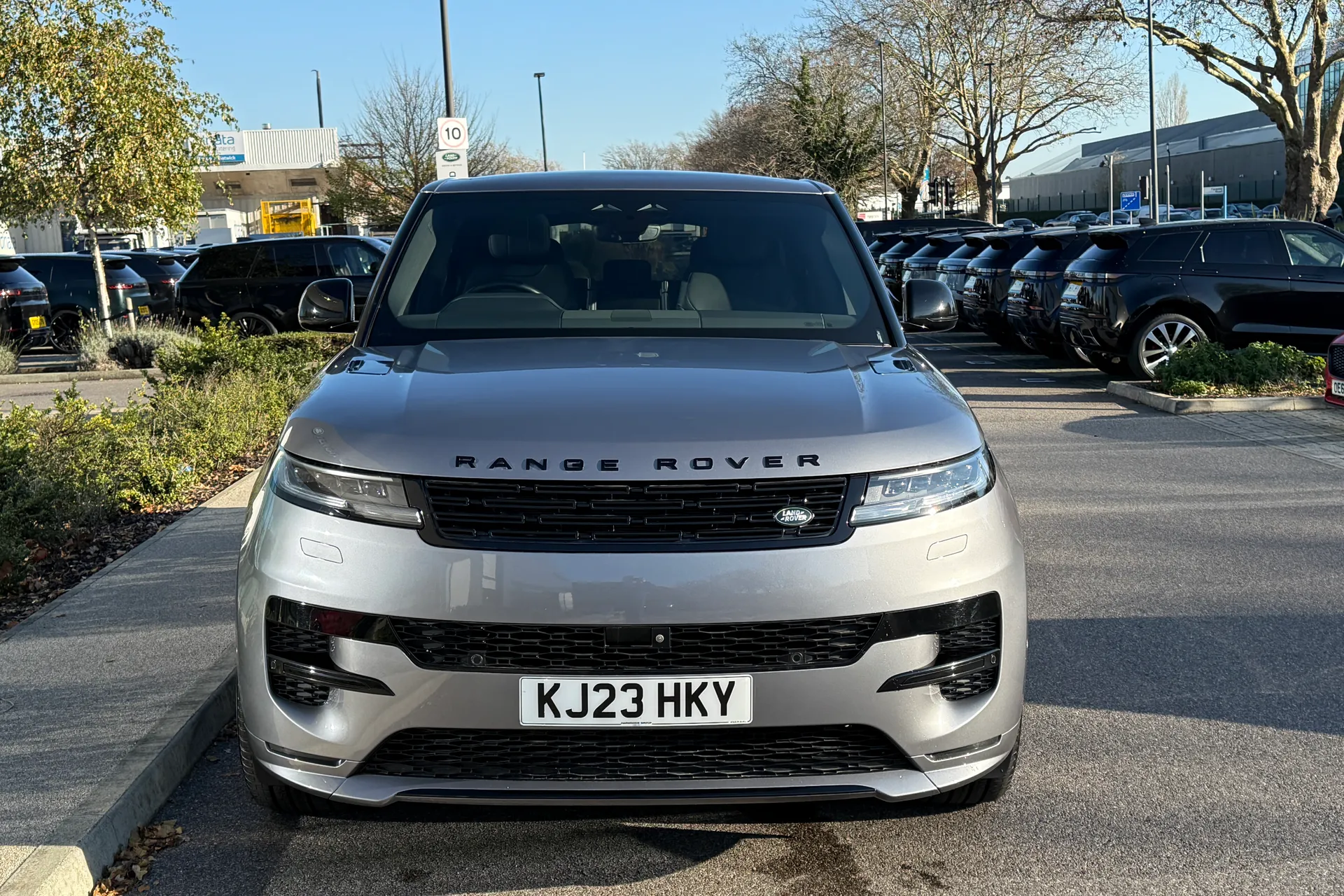 LAND ROVER RANGE ROVER SPORT thumbnail image number 16