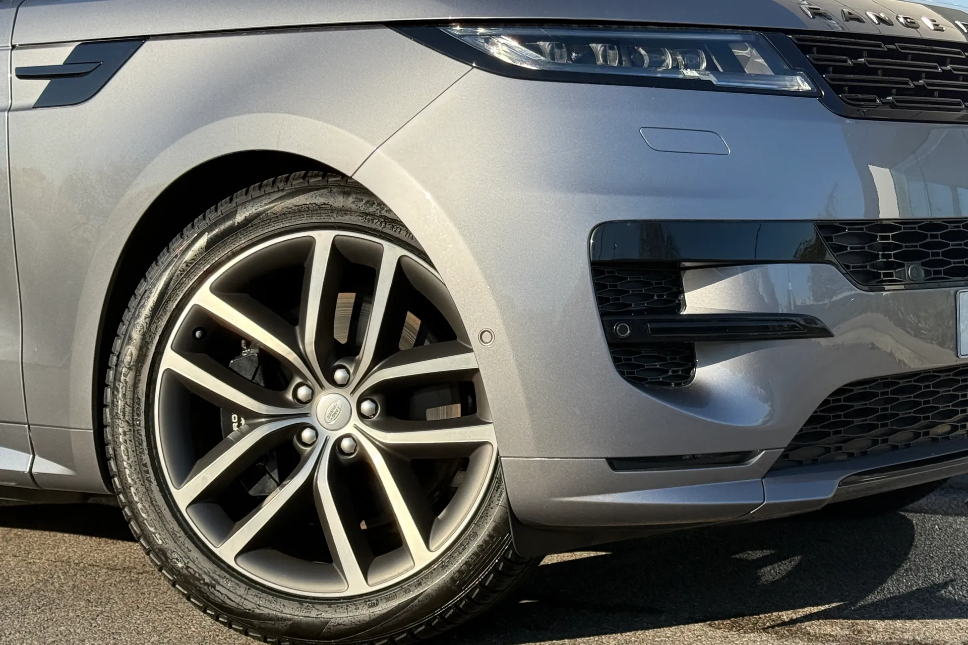 LAND ROVER RANGE ROVER SPORT thumbnail image number 10
