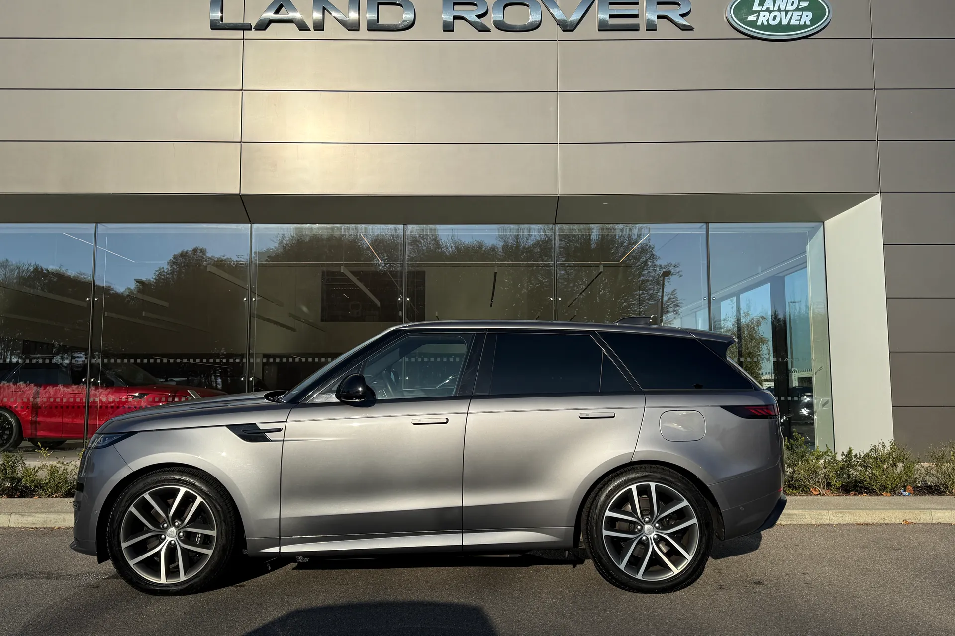 LAND ROVER RANGE ROVER SPORT thumbnail image number 9