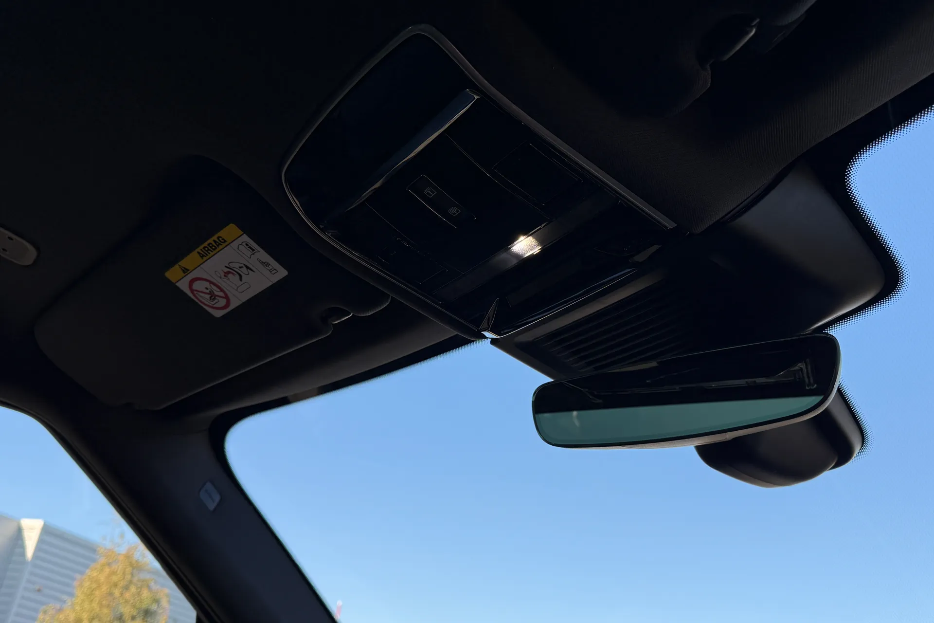 LAND ROVER RANGE ROVER SPORT thumbnail image number 25