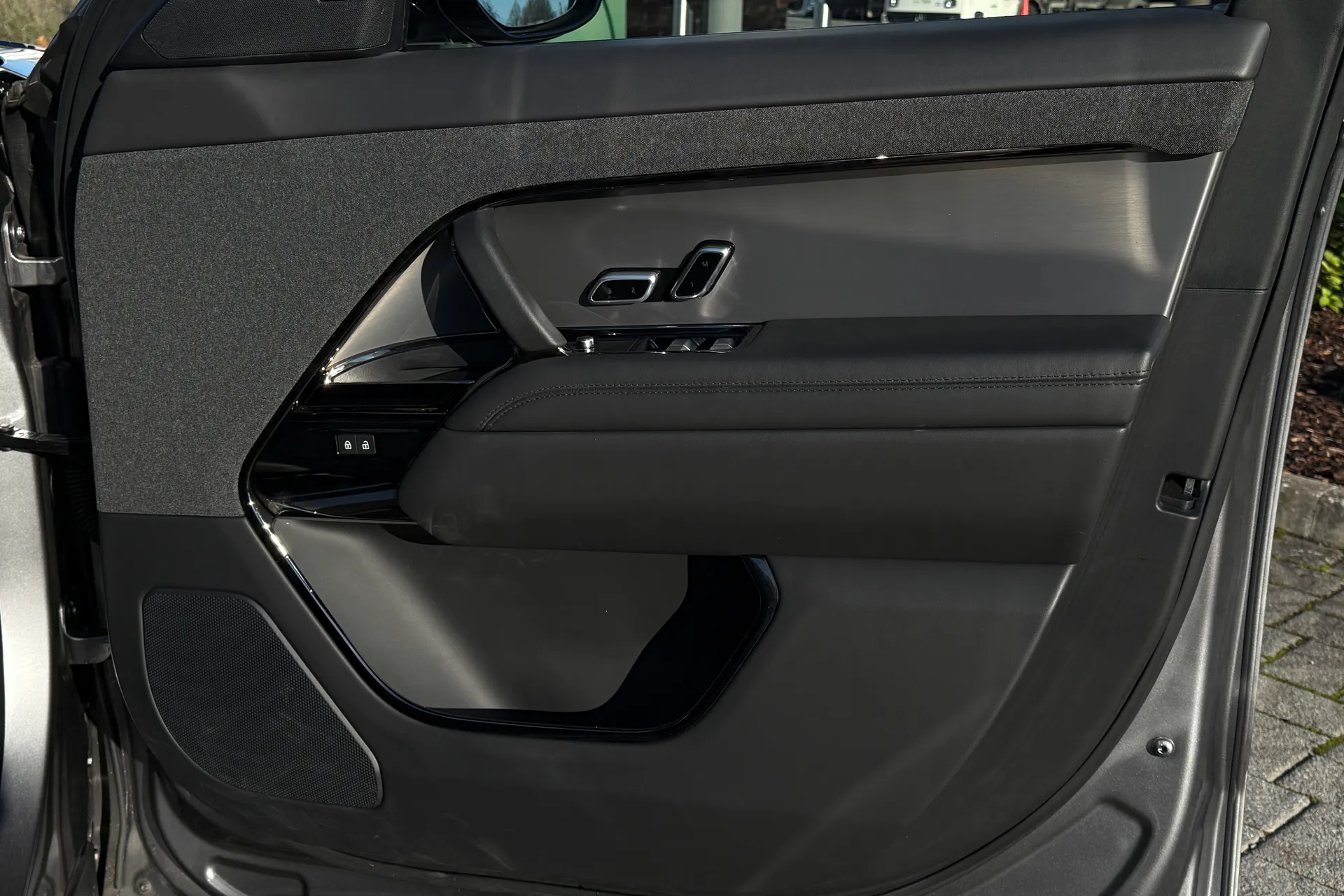 LAND ROVER RANGE ROVER SPORT thumbnail image number 41