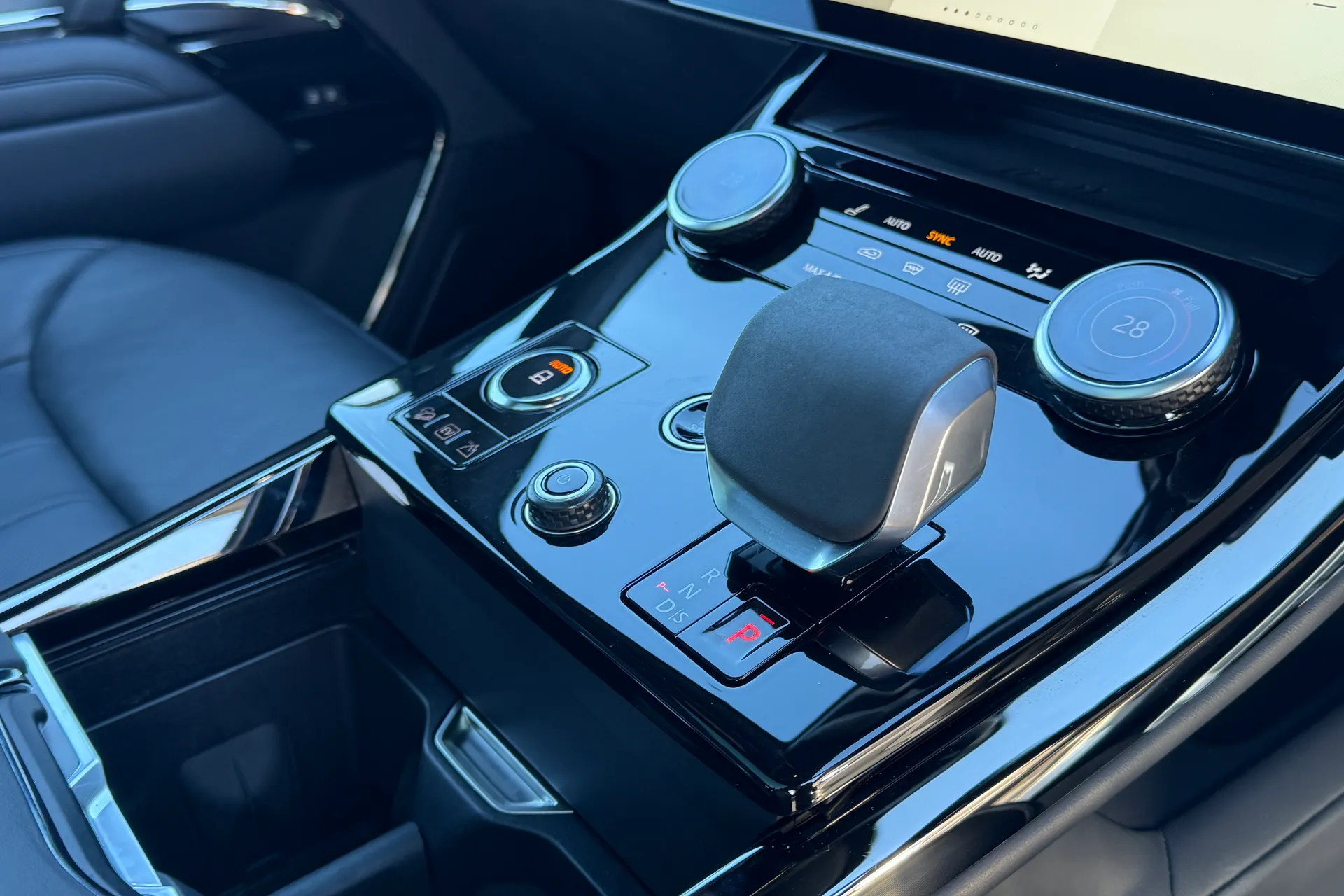 LAND ROVER RANGE ROVER SPORT thumbnail image number 22