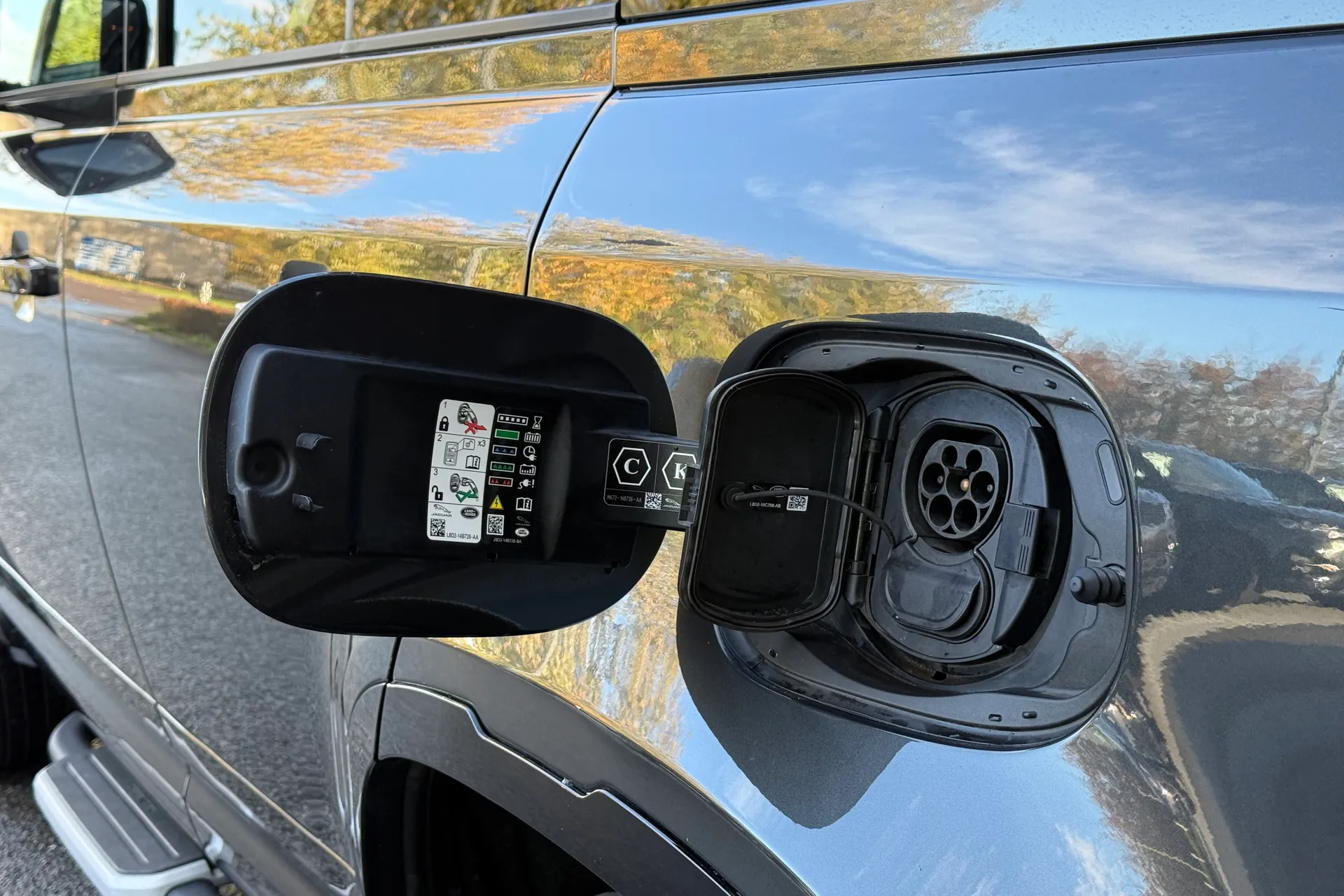 LAND ROVER DEFENDER thumbnail image number 40