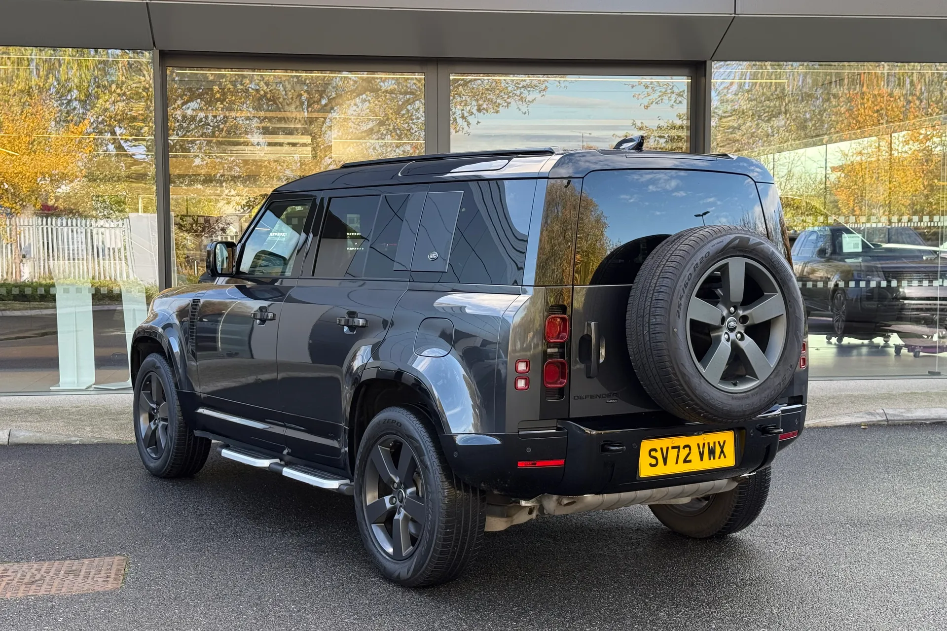 LAND ROVER DEFENDER thumbnail image number 57