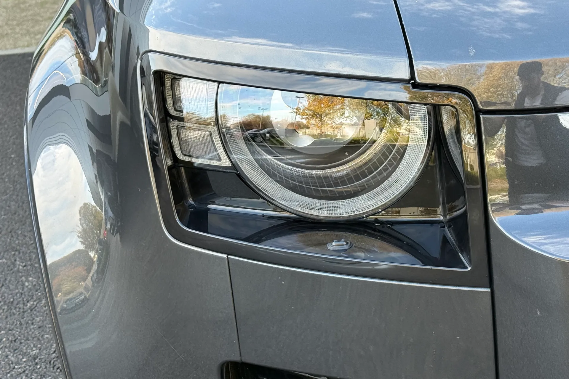 LAND ROVER DEFENDER thumbnail image number 53