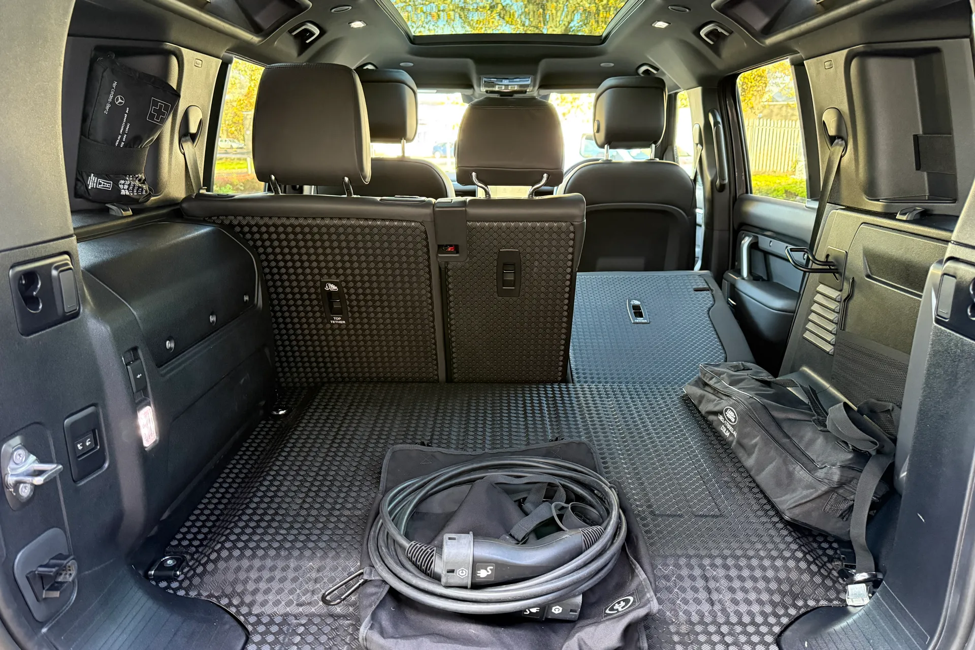 LAND ROVER DEFENDER thumbnail image number 43