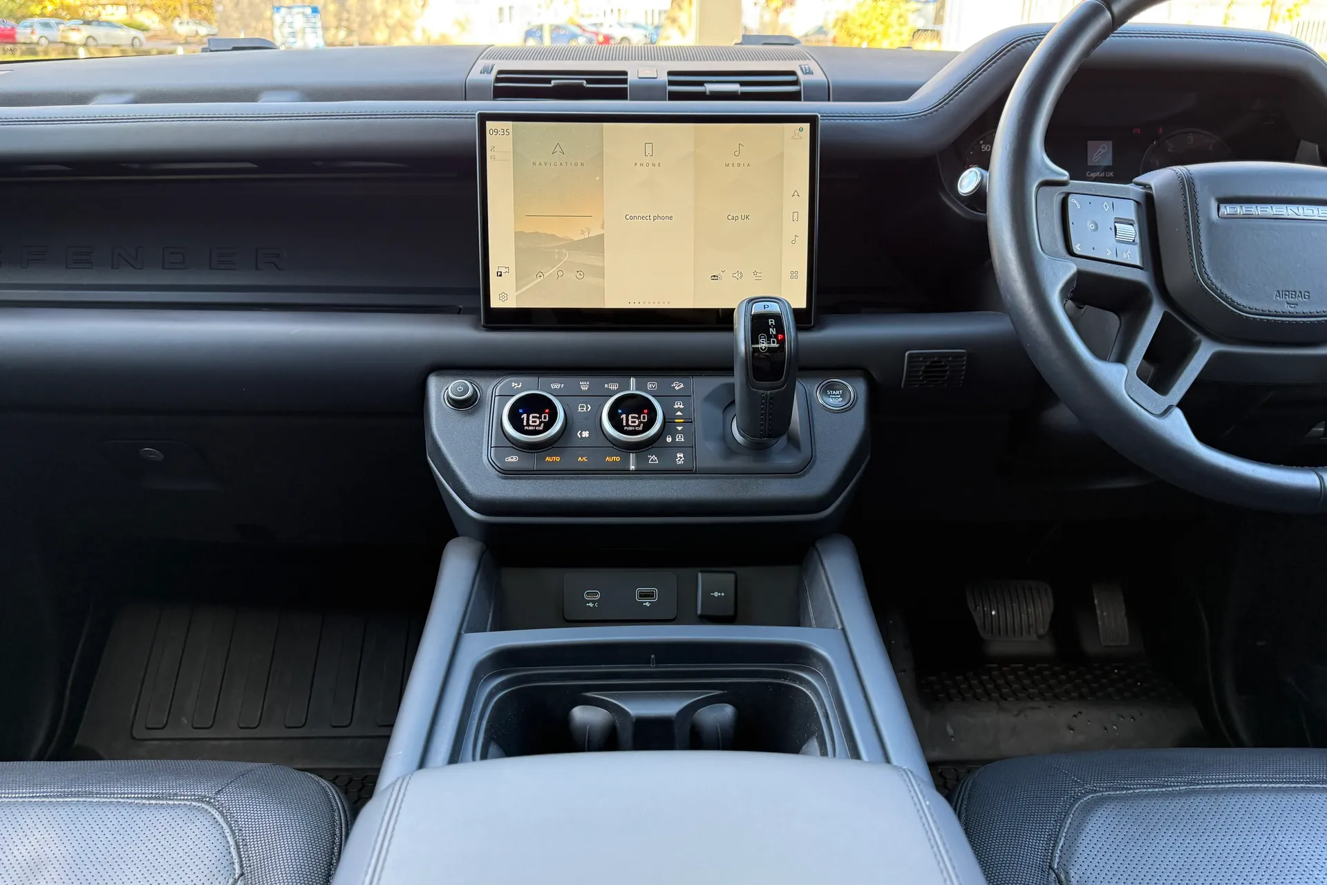 LAND ROVER DEFENDER thumbnail image number 15