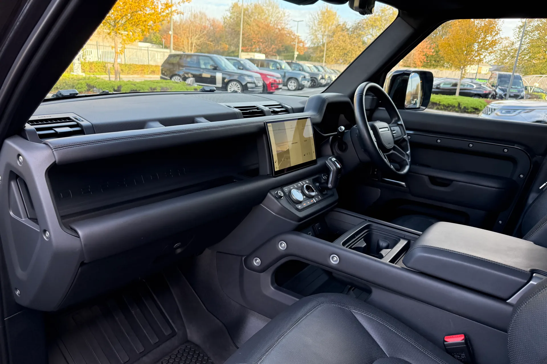 LAND ROVER DEFENDER thumbnail image number 47