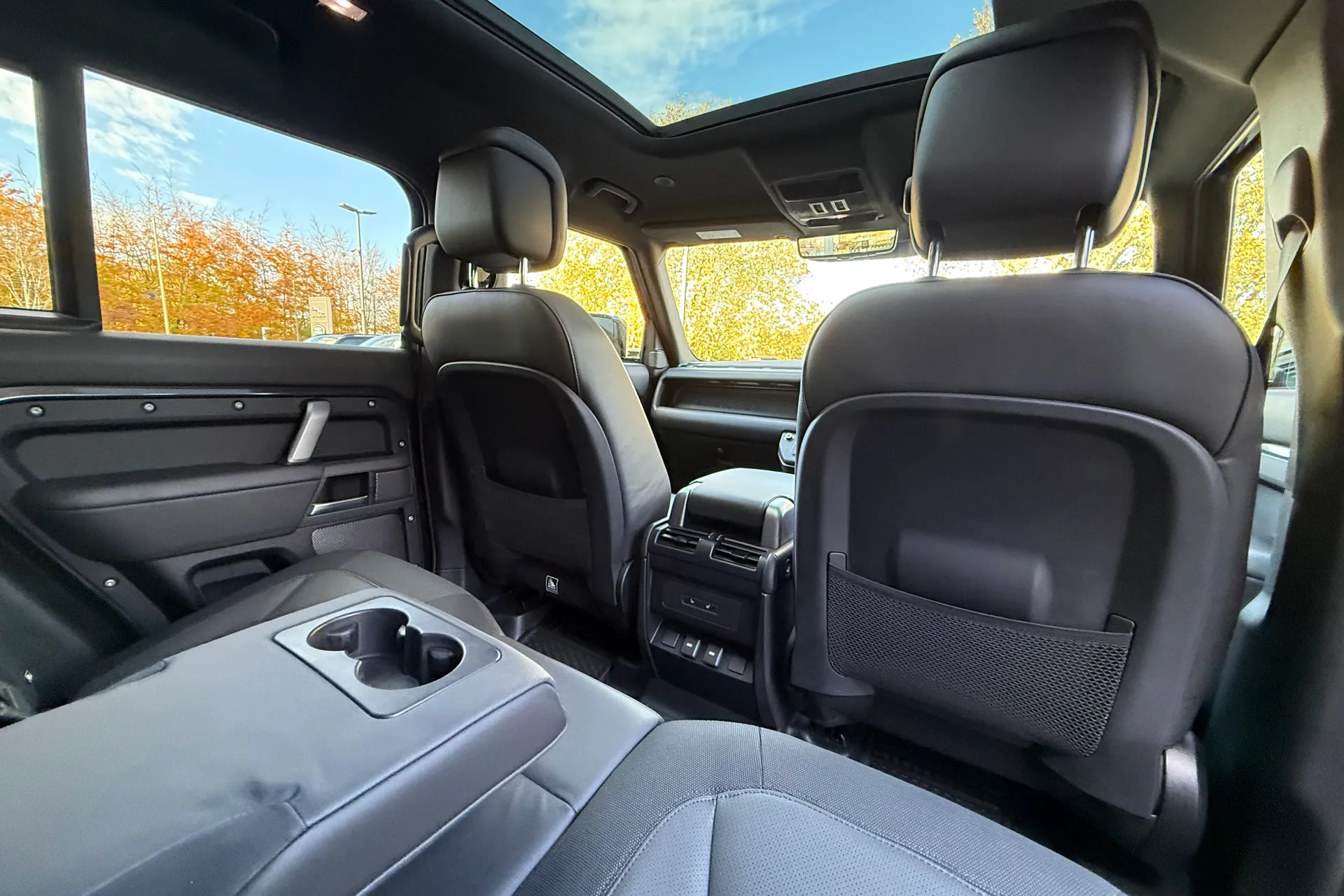 LAND ROVER DEFENDER thumbnail image number 44