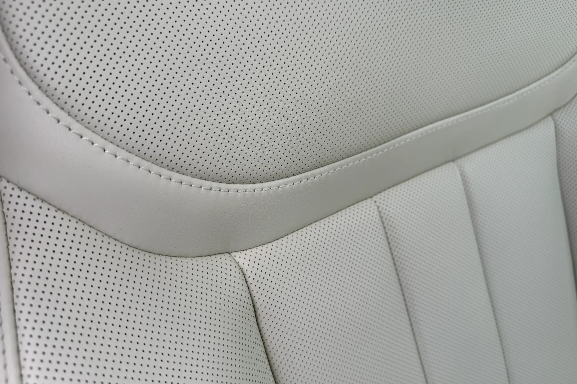 LAND ROVER RANGE ROVER thumbnail image number 35