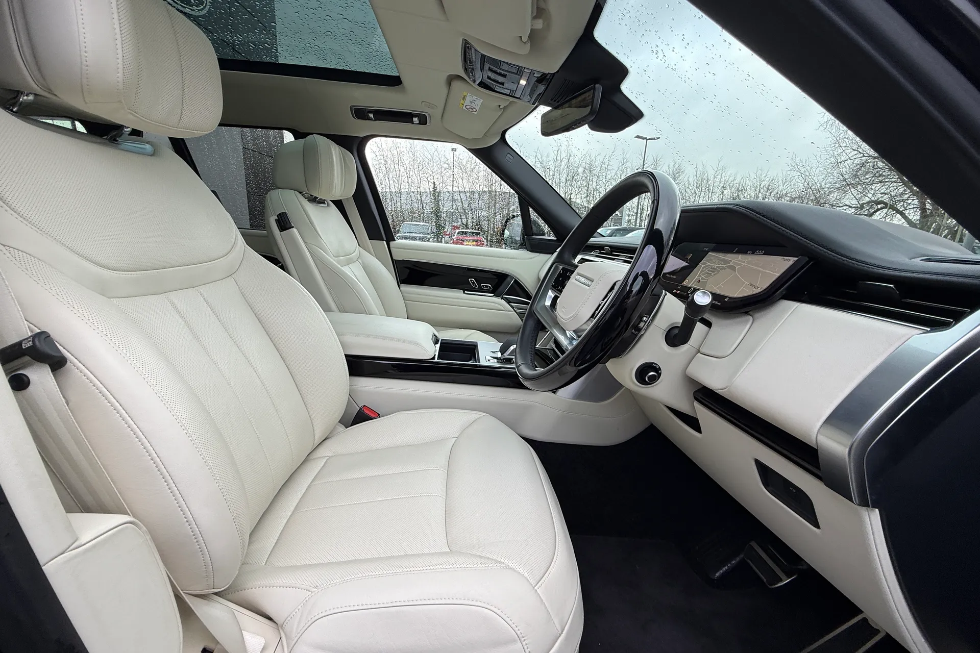 LAND ROVER RANGE ROVER thumbnail image number 9