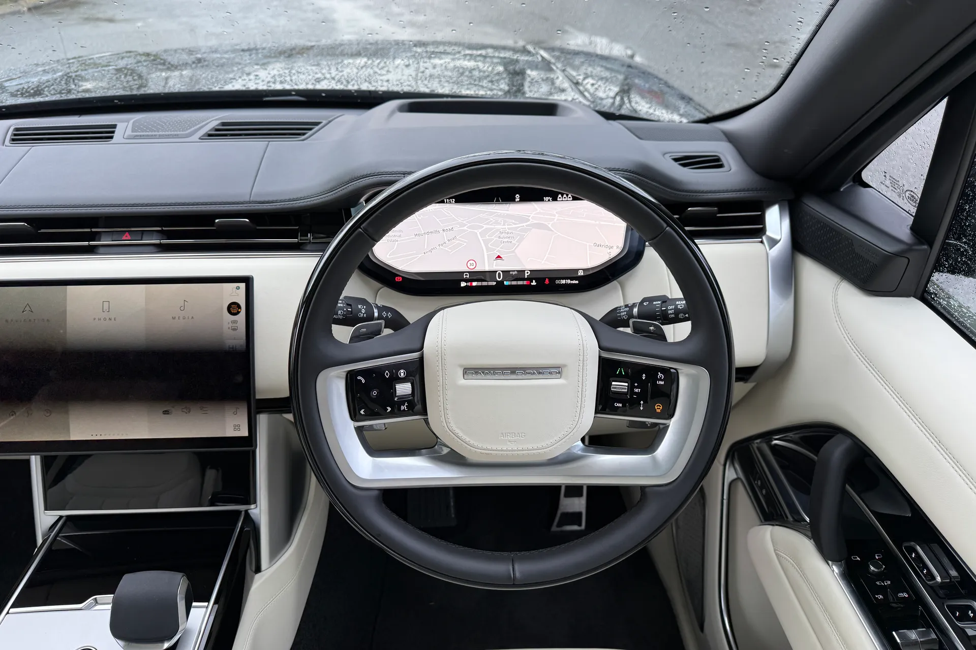 LAND ROVER RANGE ROVER thumbnail image number 12