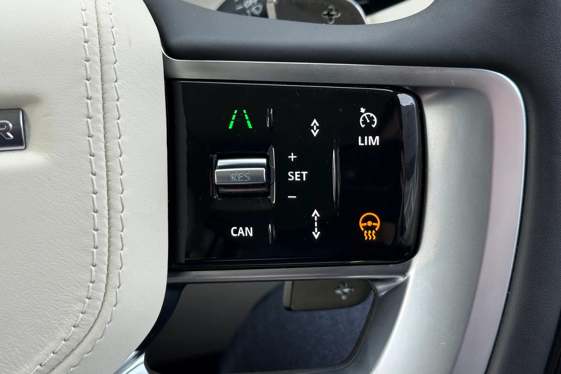 LAND ROVER RANGE ROVER thumbnail image number 27