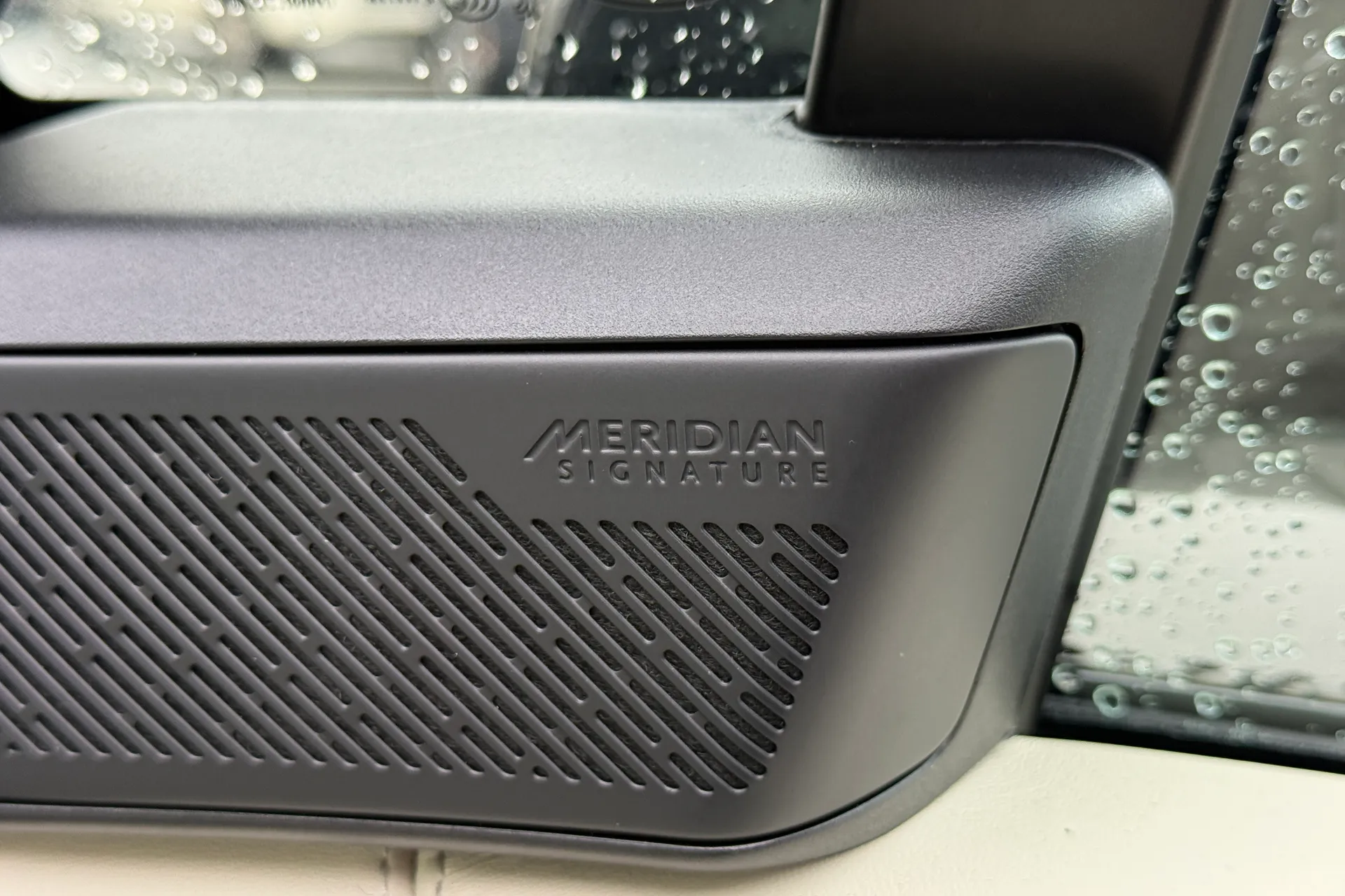 LAND ROVER RANGE ROVER thumbnail image number 20