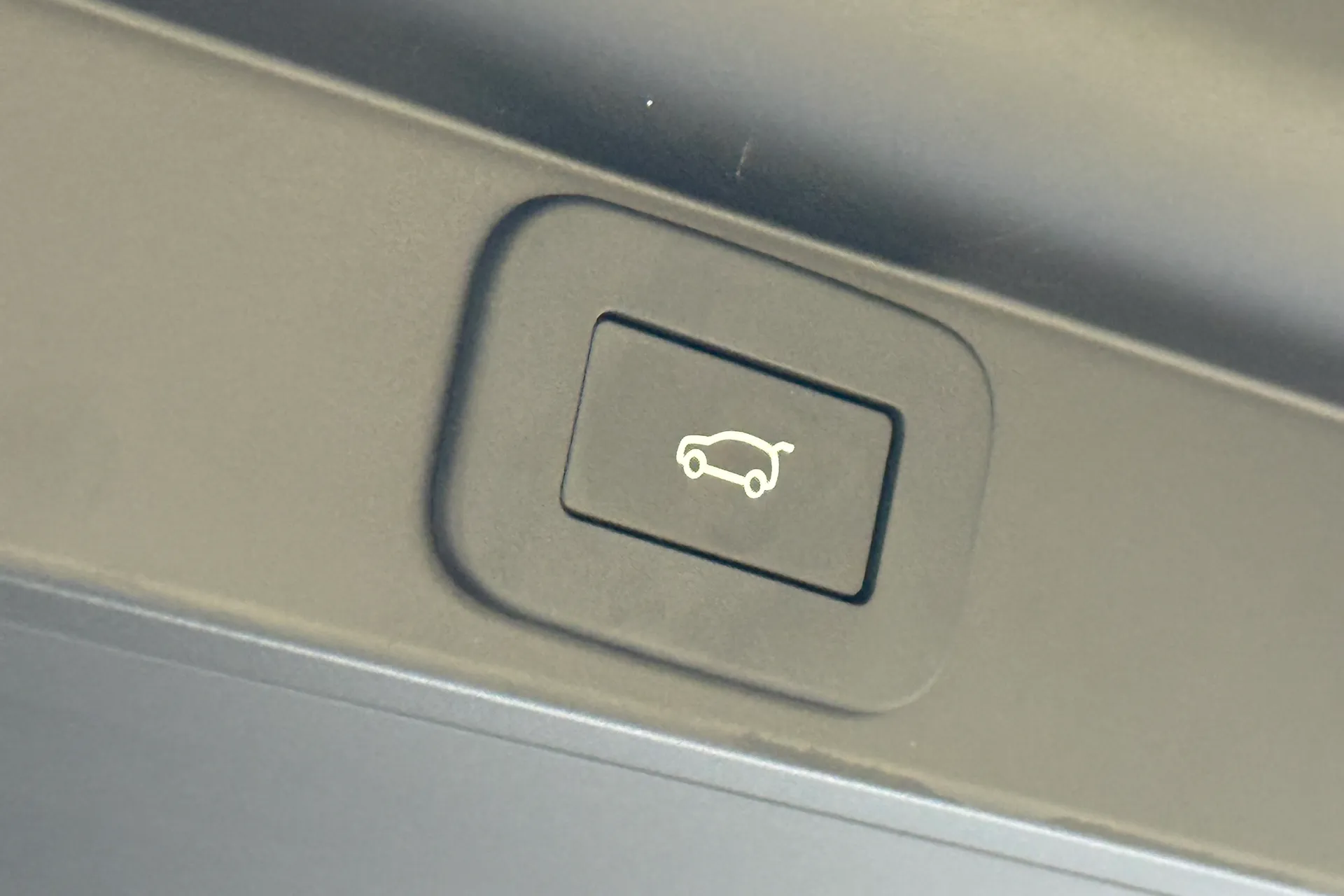 LAND ROVER RANGE ROVER thumbnail image number 42