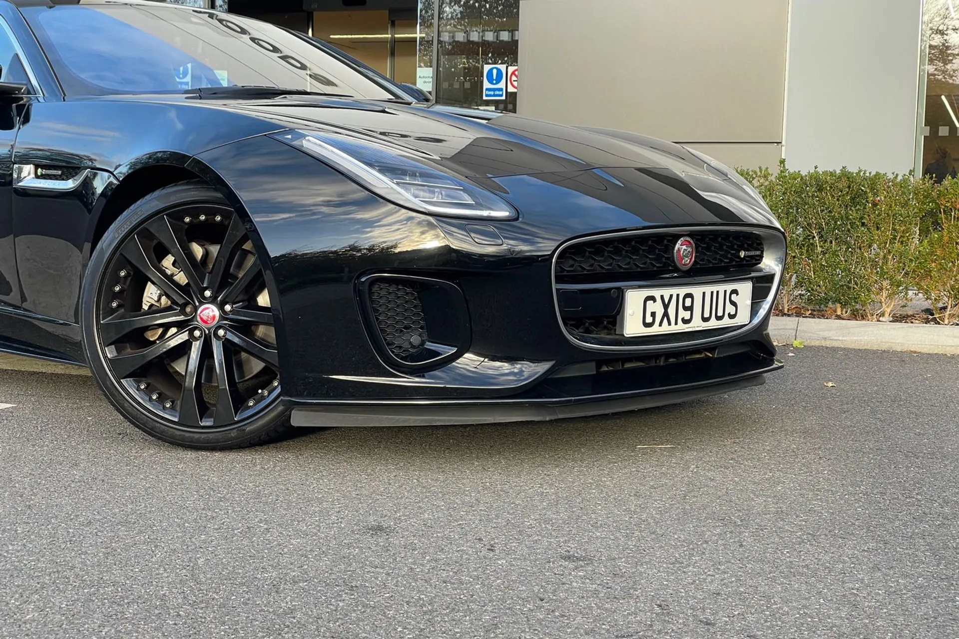 Jaguar F-TYPE thumbnail image number 29