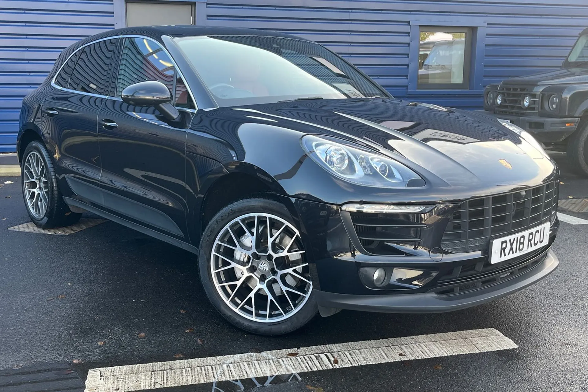 Porsche MACAN focused image