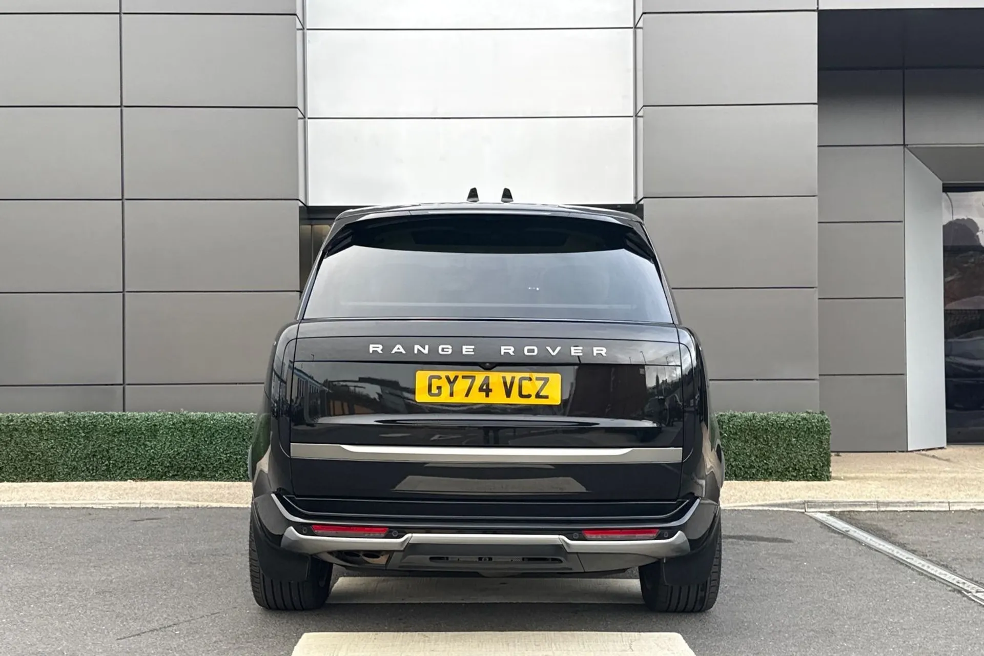 LAND ROVER RANGE ROVER thumbnail image number 15