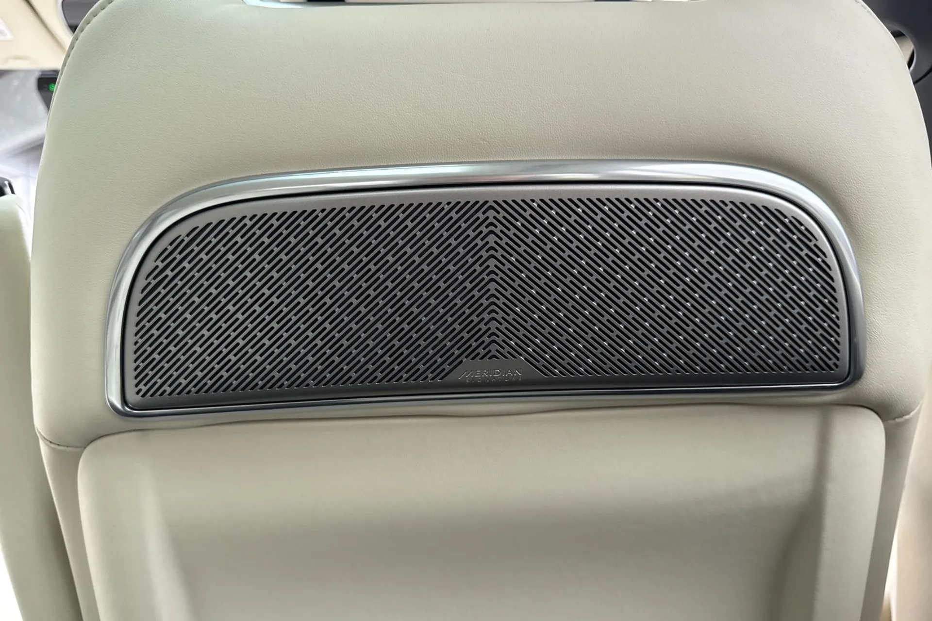 LAND ROVER RANGE ROVER thumbnail image number 59