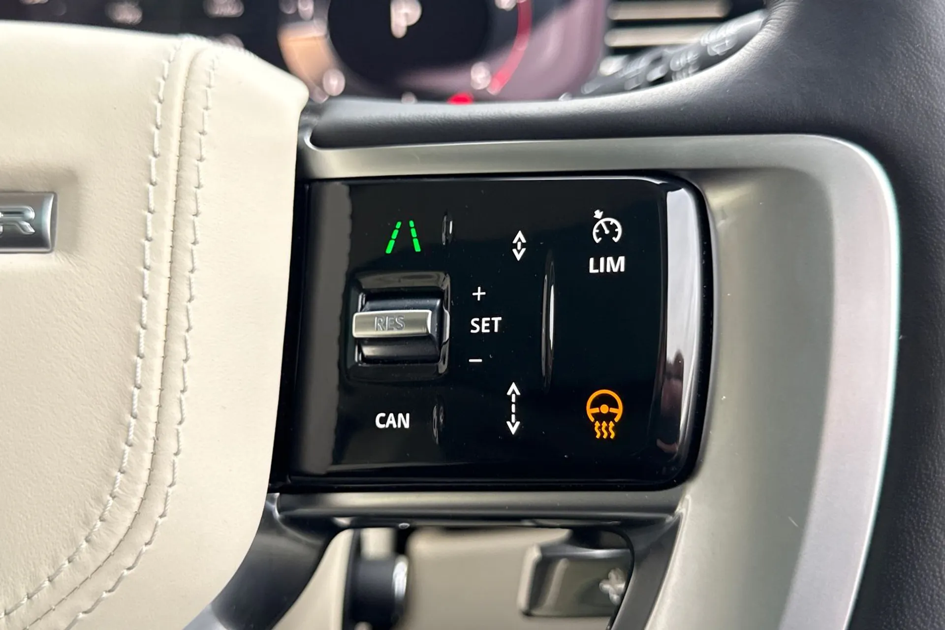 LAND ROVER RANGE ROVER thumbnail image number 31