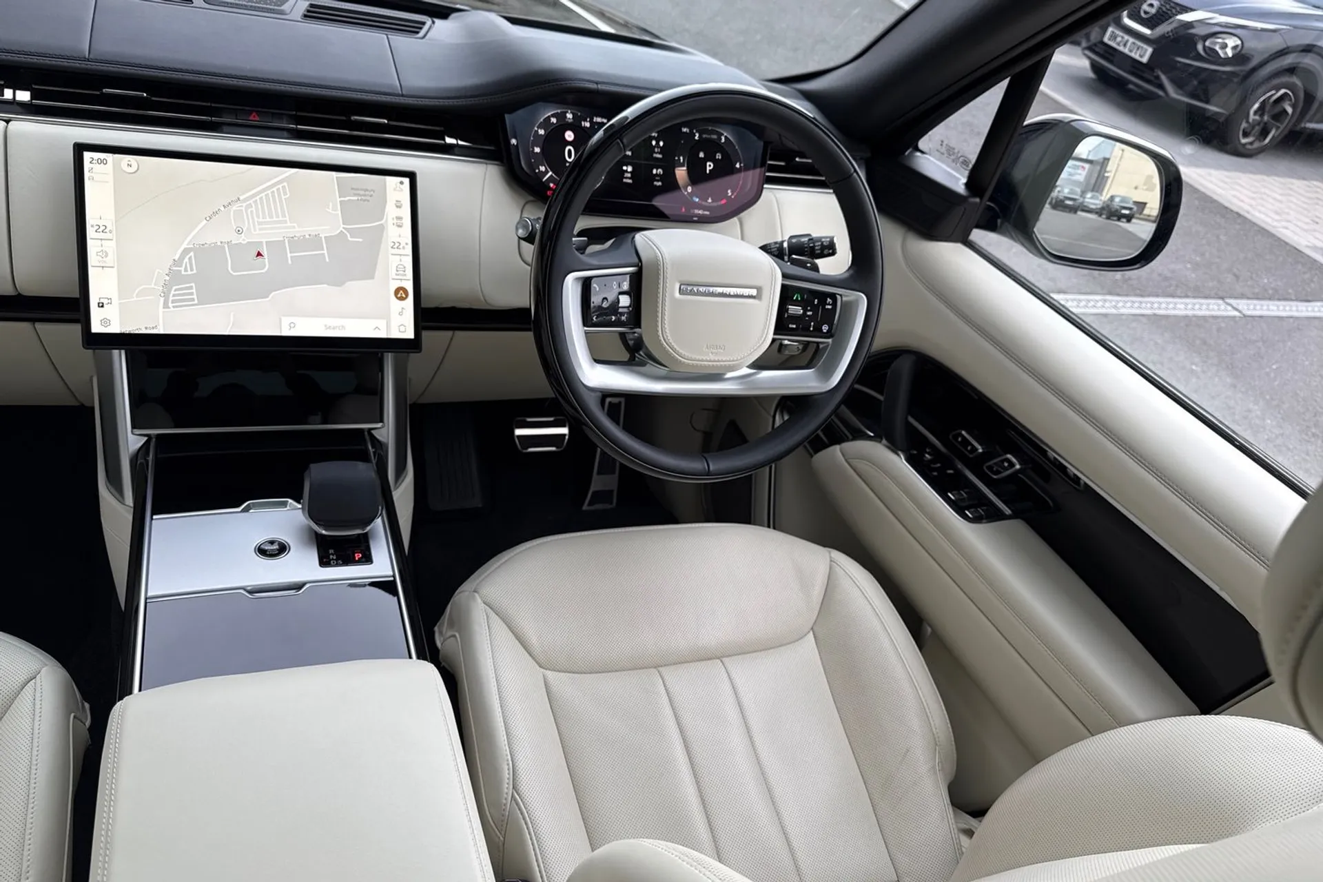 LAND ROVER RANGE ROVER thumbnail image number 61