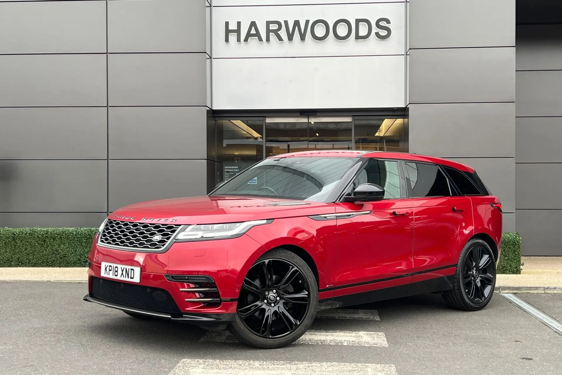 LAND ROVER RANGE ROVER VELAR thumbnail image number 17