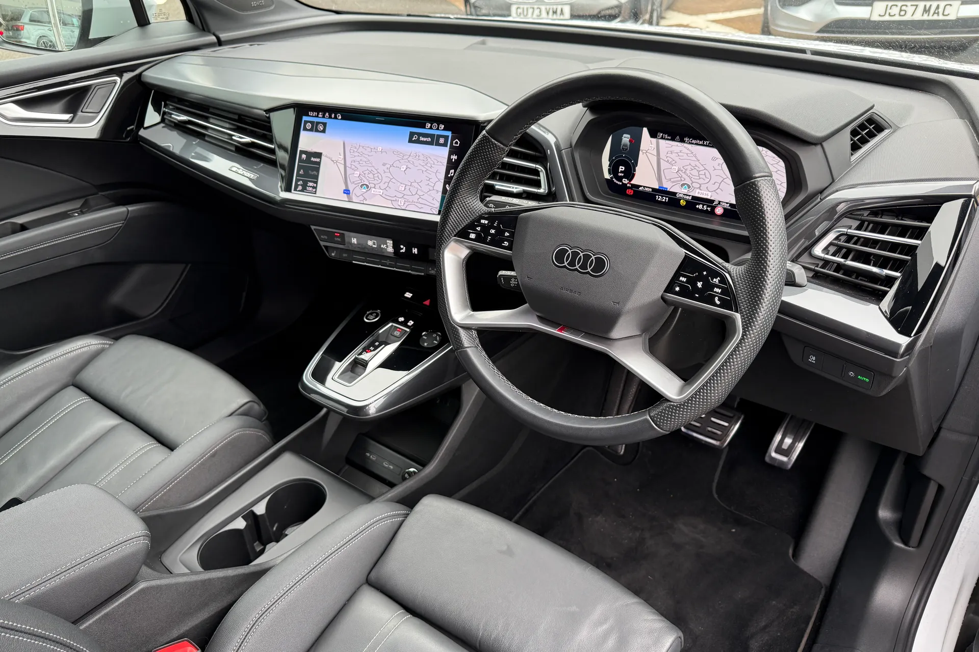 Audi Q4 thumbnail image number 20