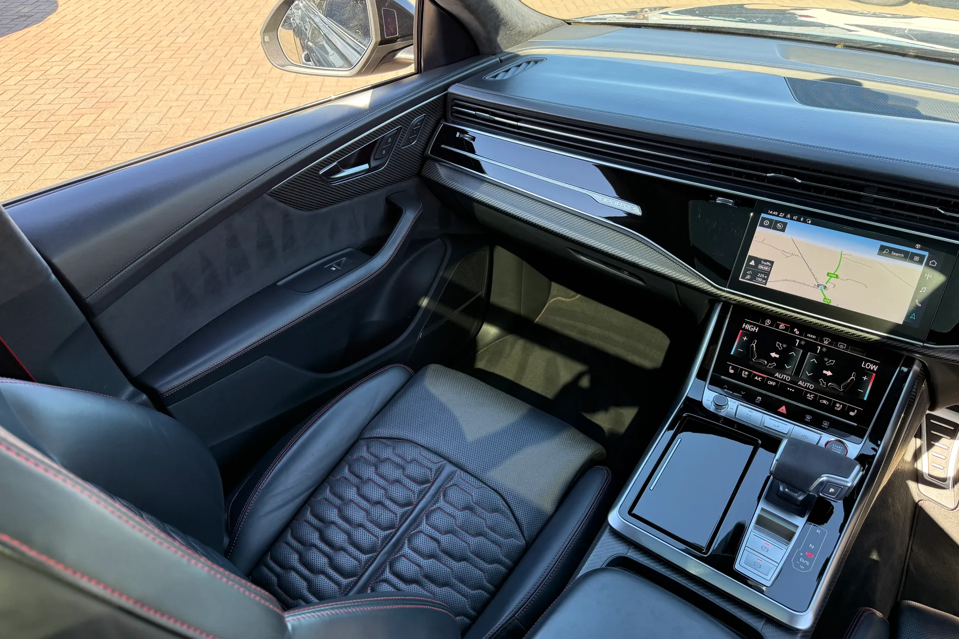 Audi RS Q8 thumbnail image number 48