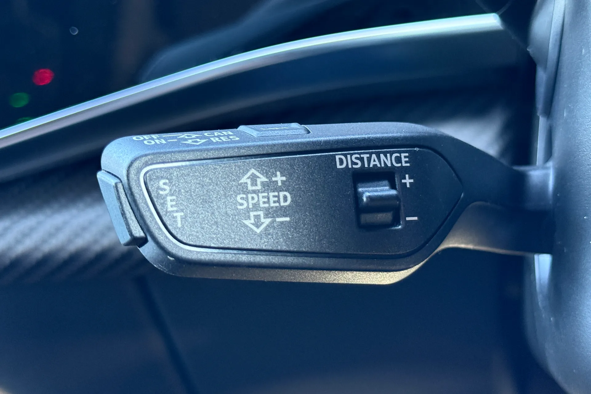 Audi RS Q8 thumbnail image number 23