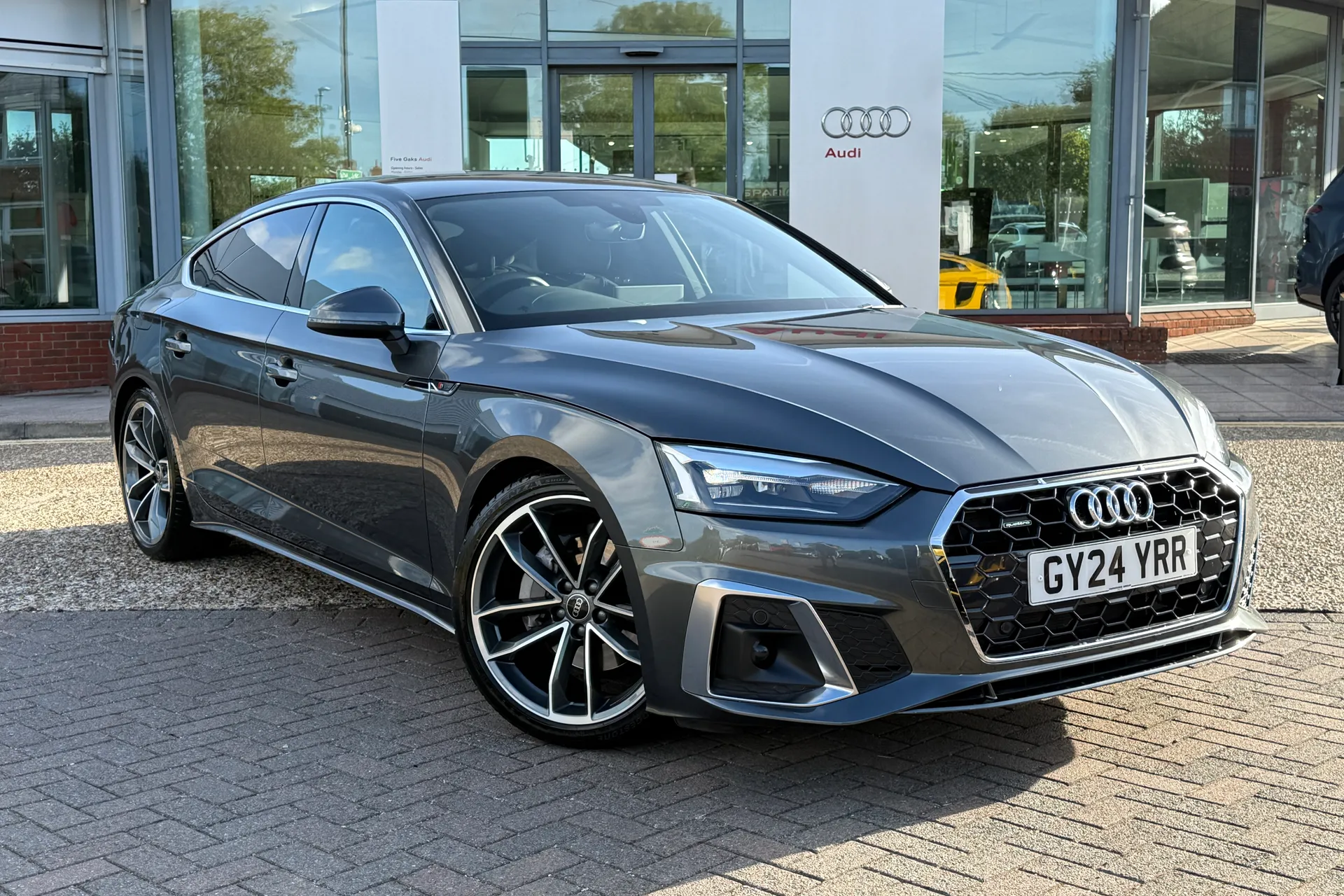 Audi A5 thumbnail image number 24