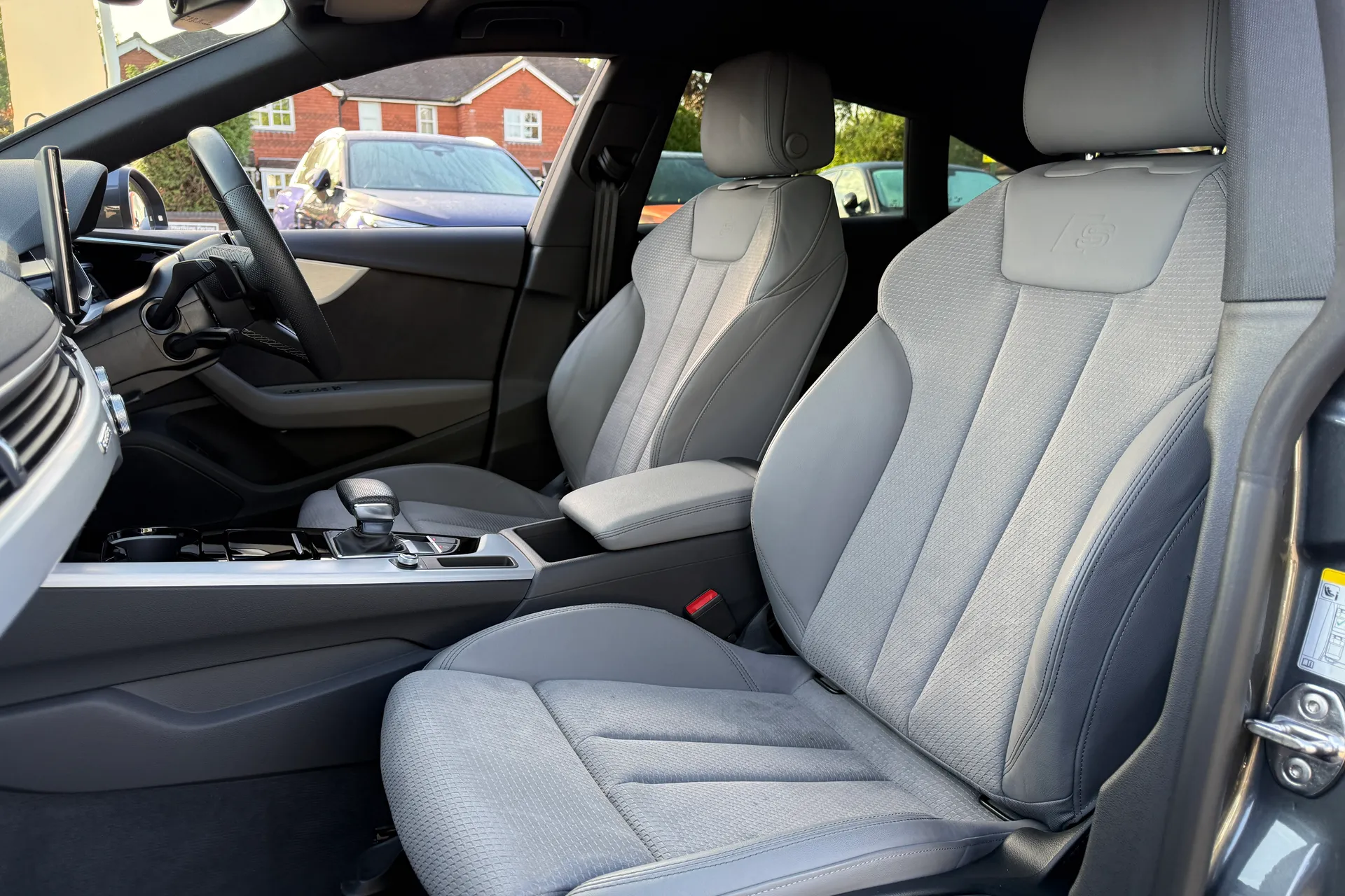 Audi A5 thumbnail image number 30