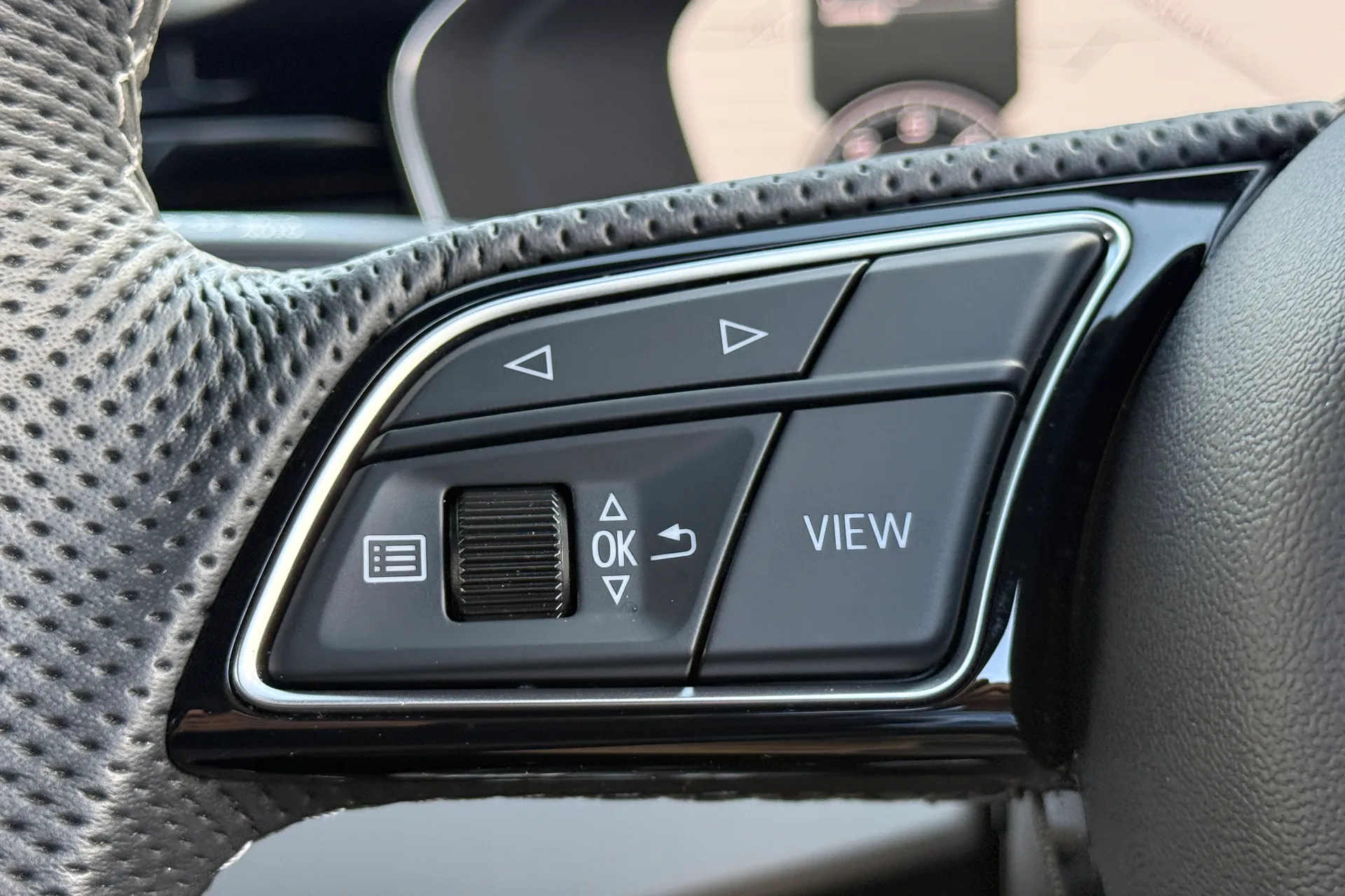Audi A5 thumbnail image number 21