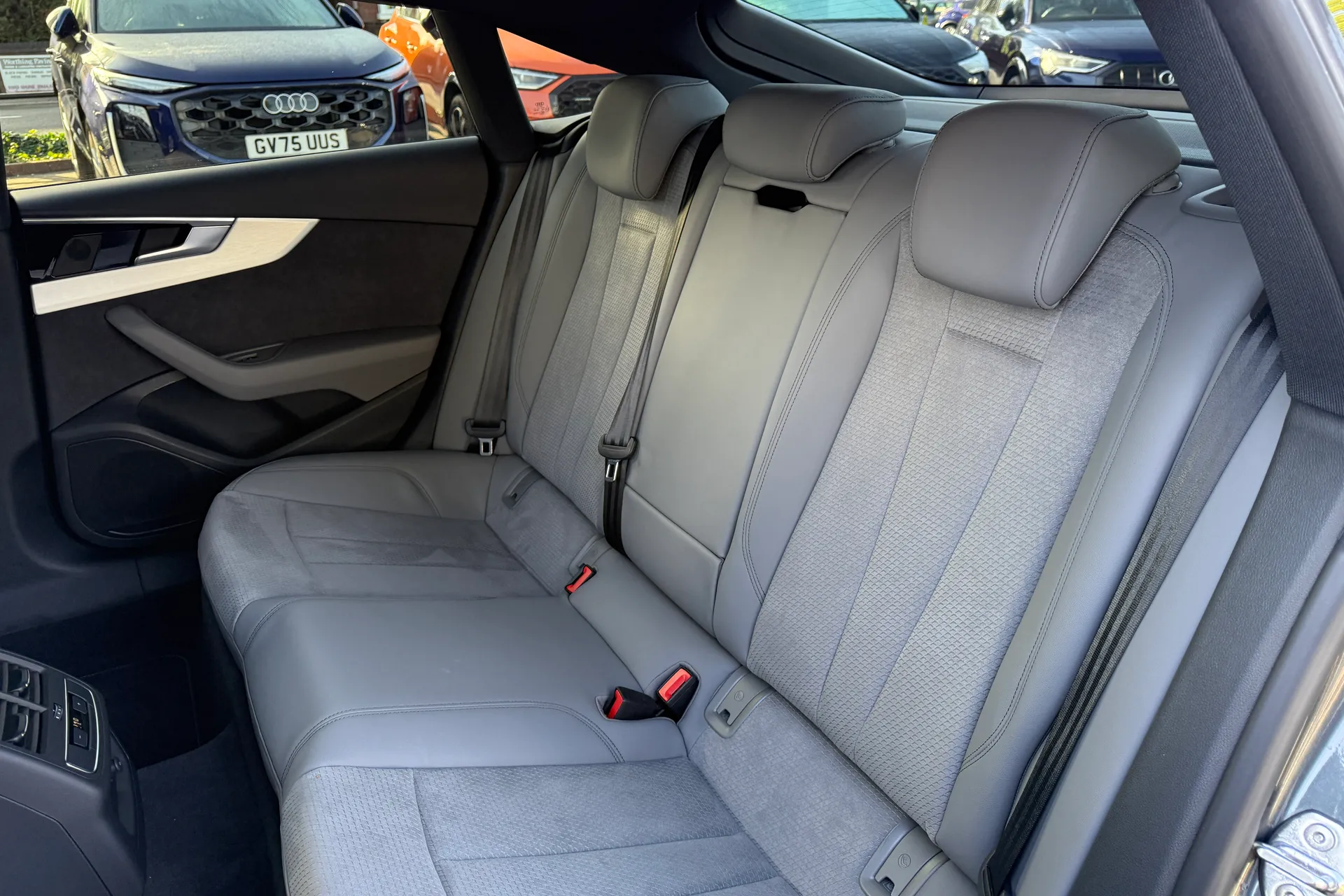 Audi A5 thumbnail image number 42