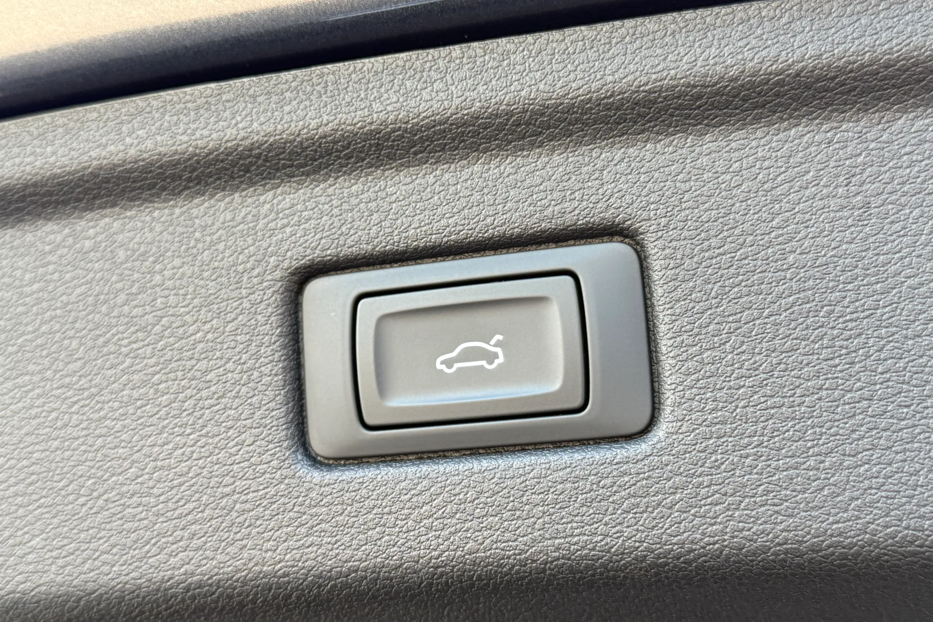 Audi A5 thumbnail image number 36