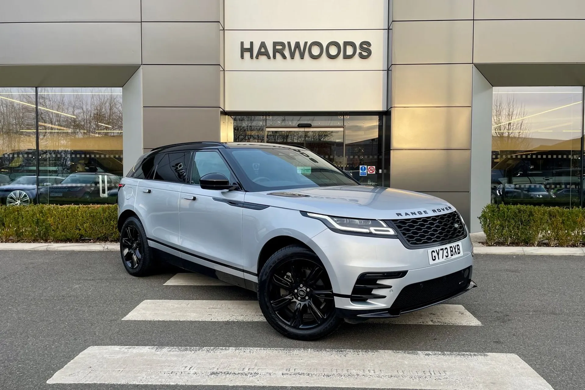 LAND ROVER RANGE ROVER VELAR focused image