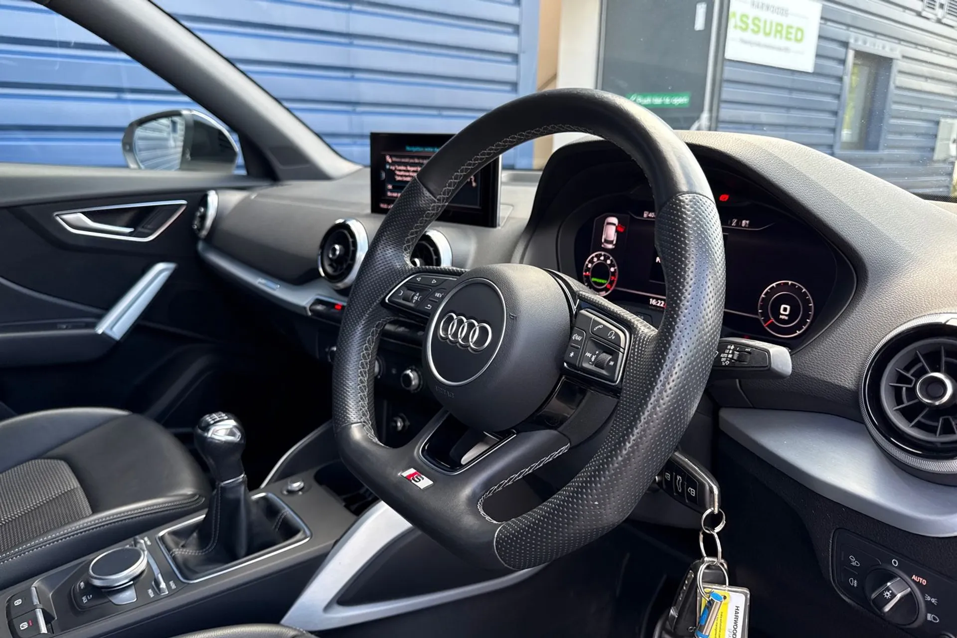 Audi Q2 thumbnail image number 27