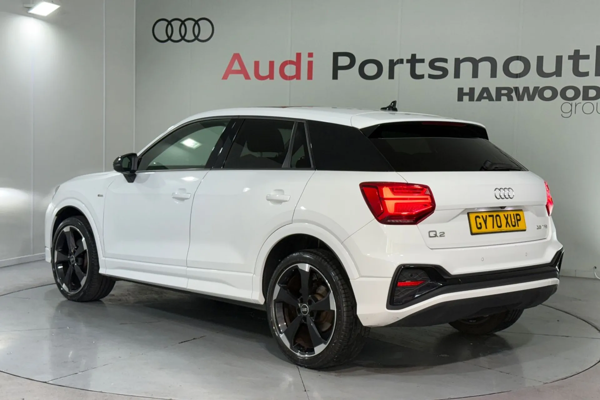 Audi Q2 thumbnail image number 6
