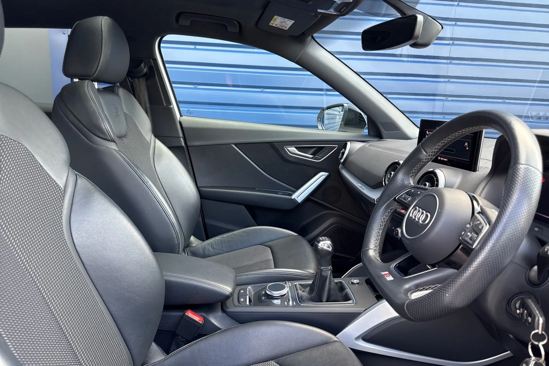 Audi Q2 thumbnail image number 25