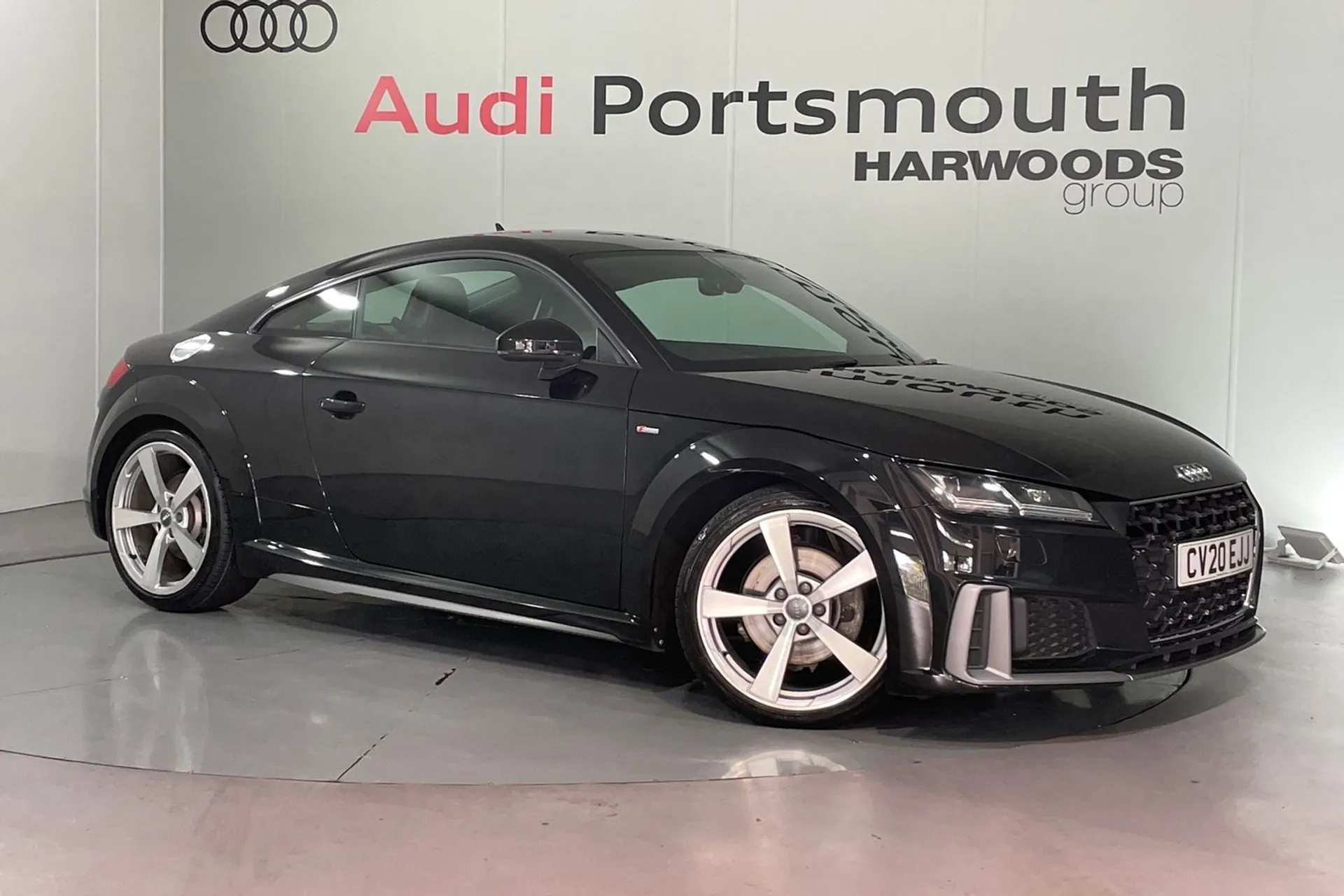 Audi TT focused image