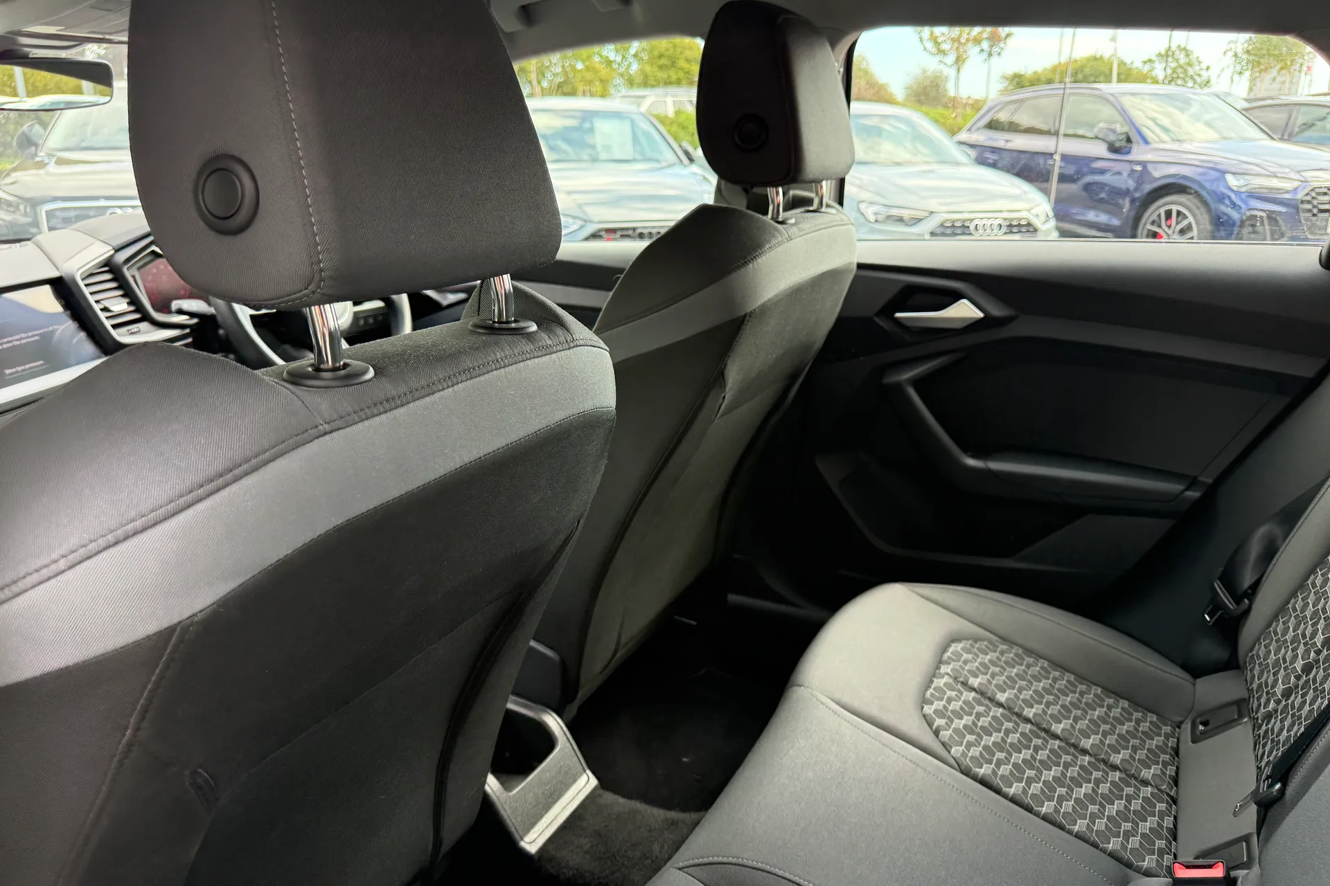 Audi A1 thumbnail image number 37