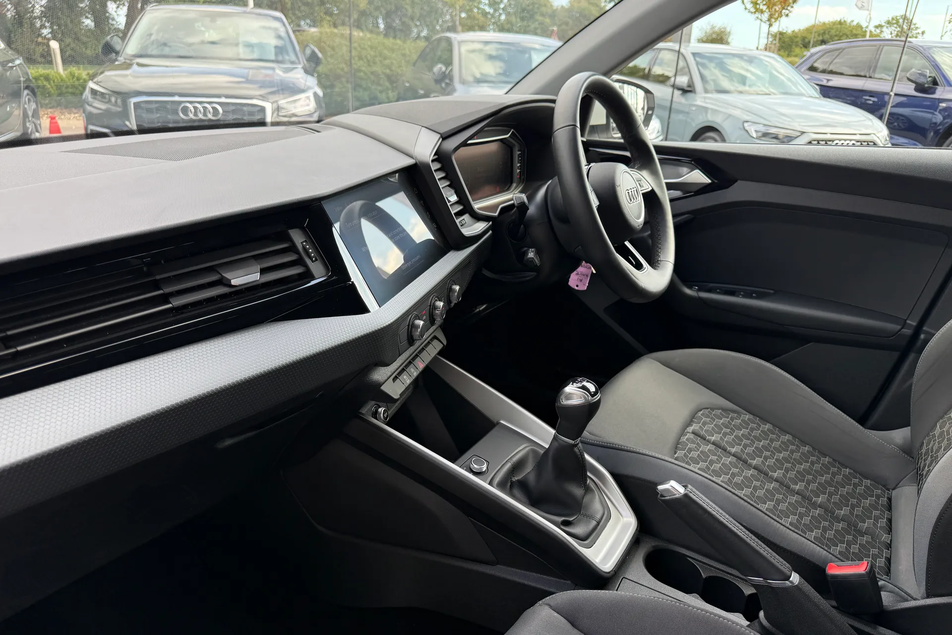 Audi A1 thumbnail image number 31