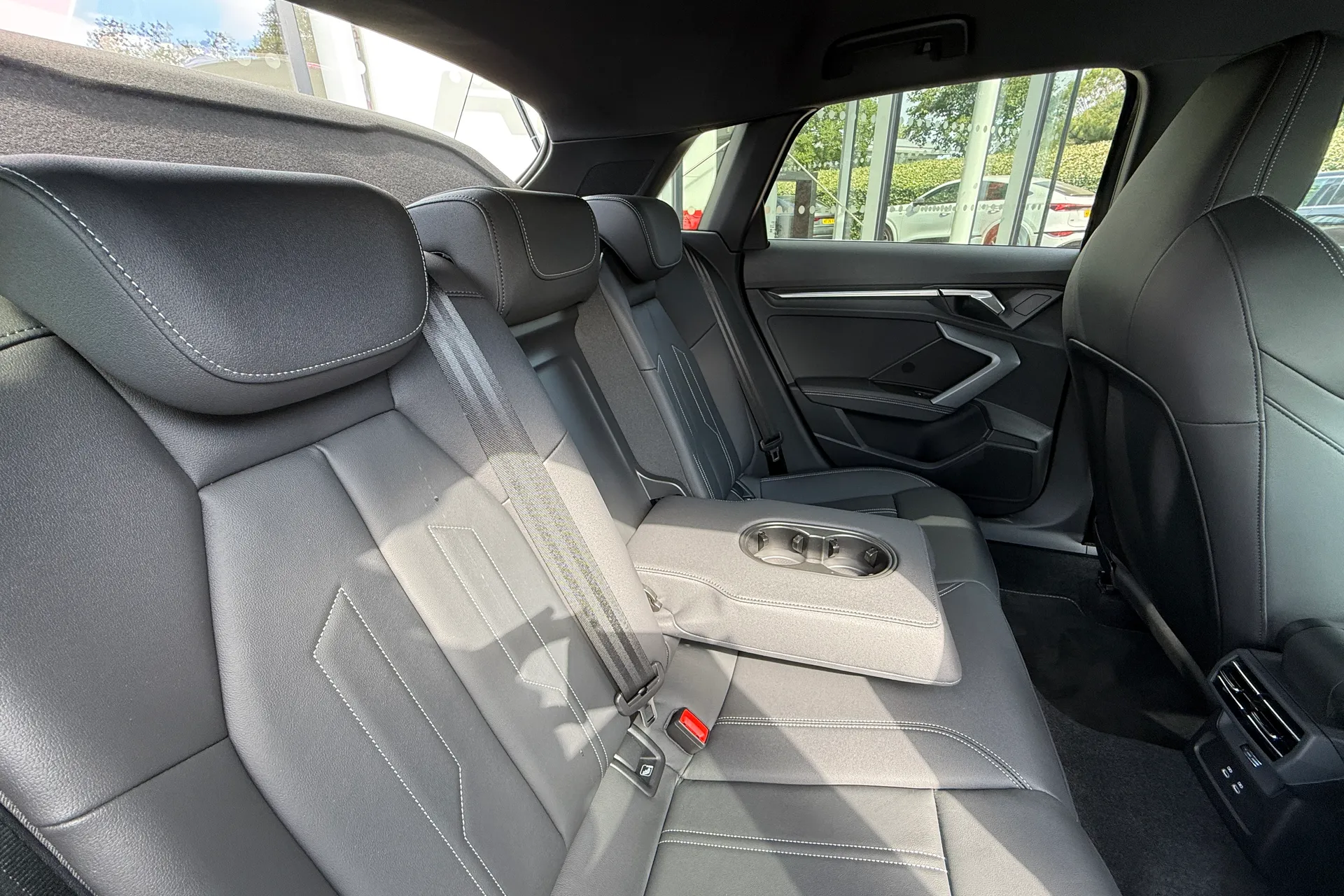 Audi A3 thumbnail image number 41